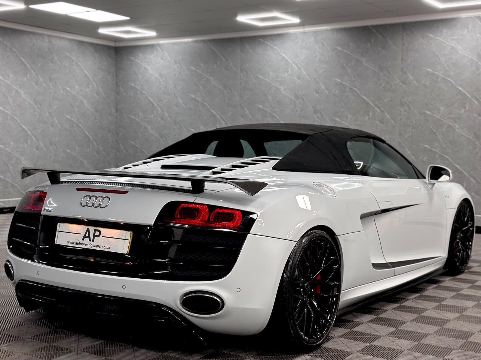 2010 Audi R8 - Thumbnail 46