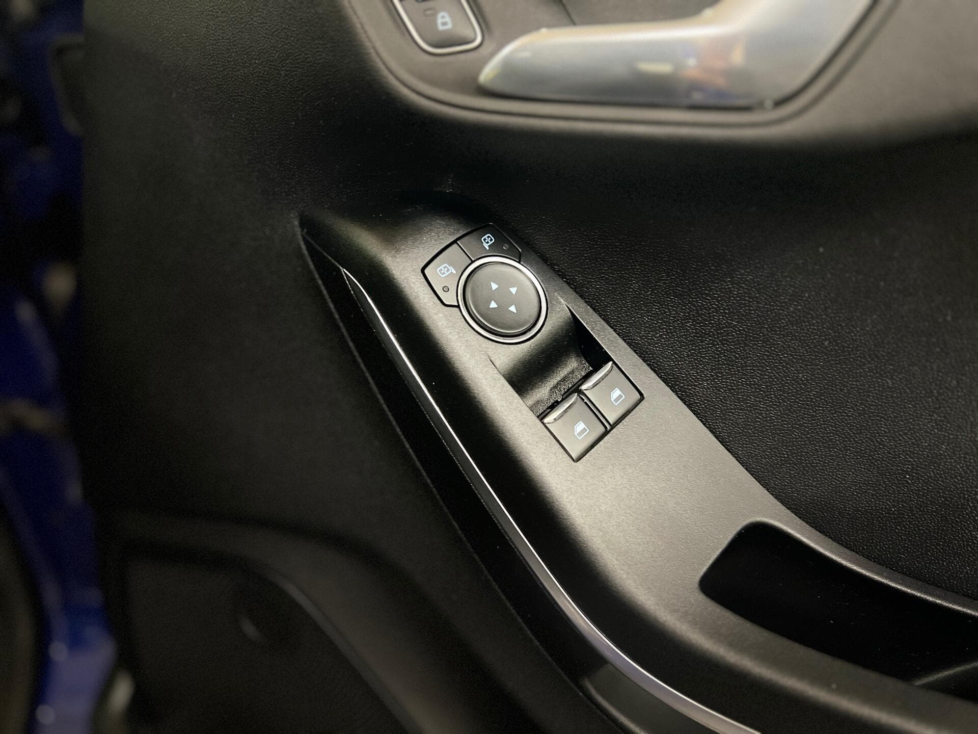 2018 Ford Fiesta - Thumbnail 25