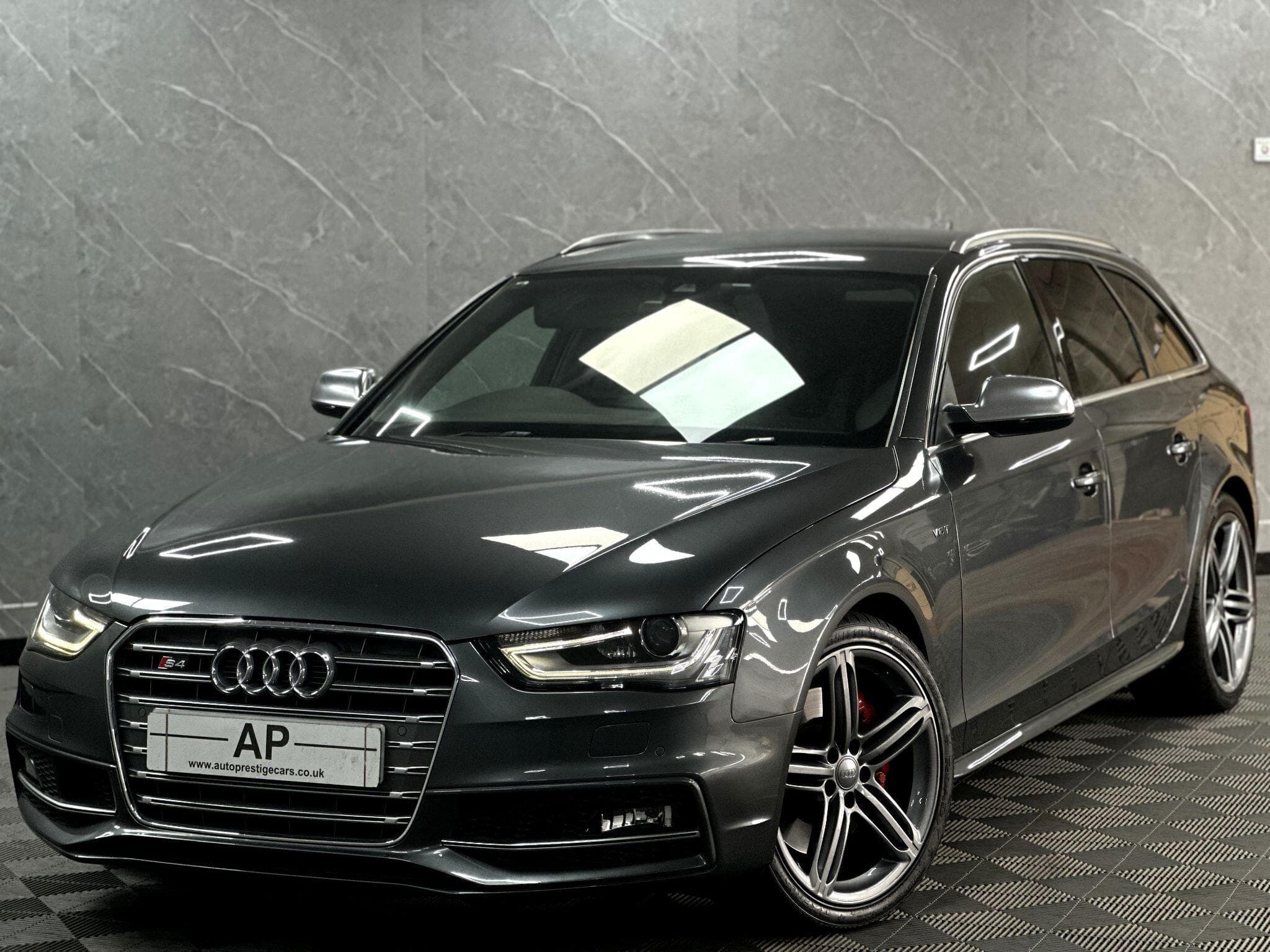 2015 Audi S4 Avant - Thumbnail 2