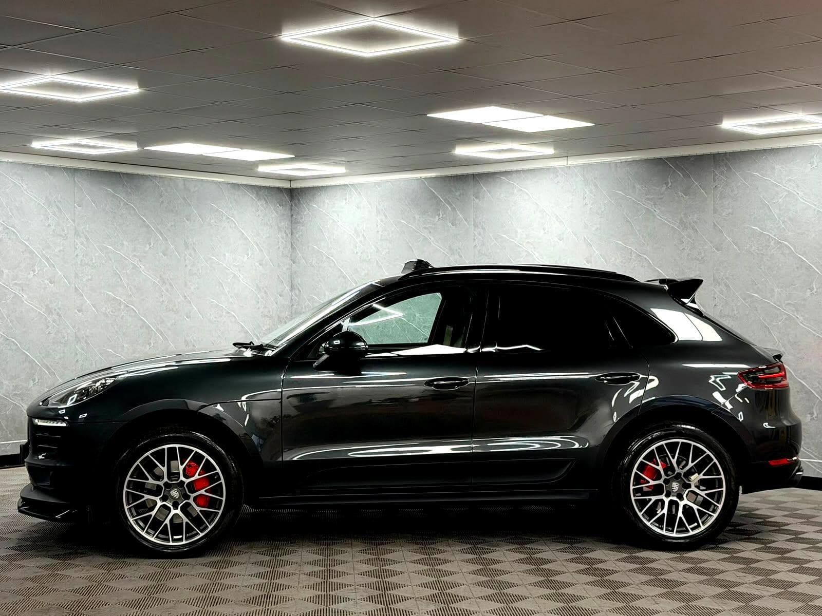 2017 Porsche Macan - Thumbnail 22