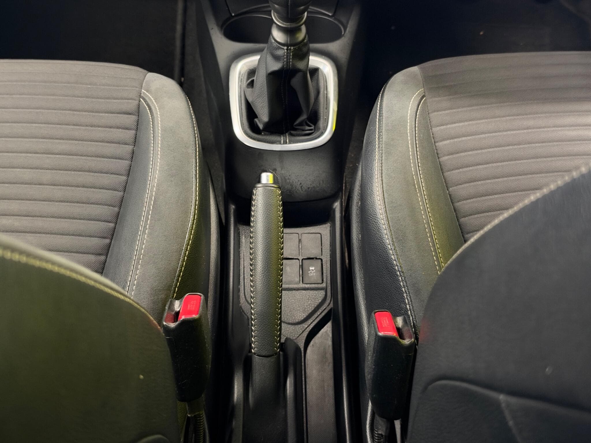 2014 Toyota Yaris - Thumbnail 17