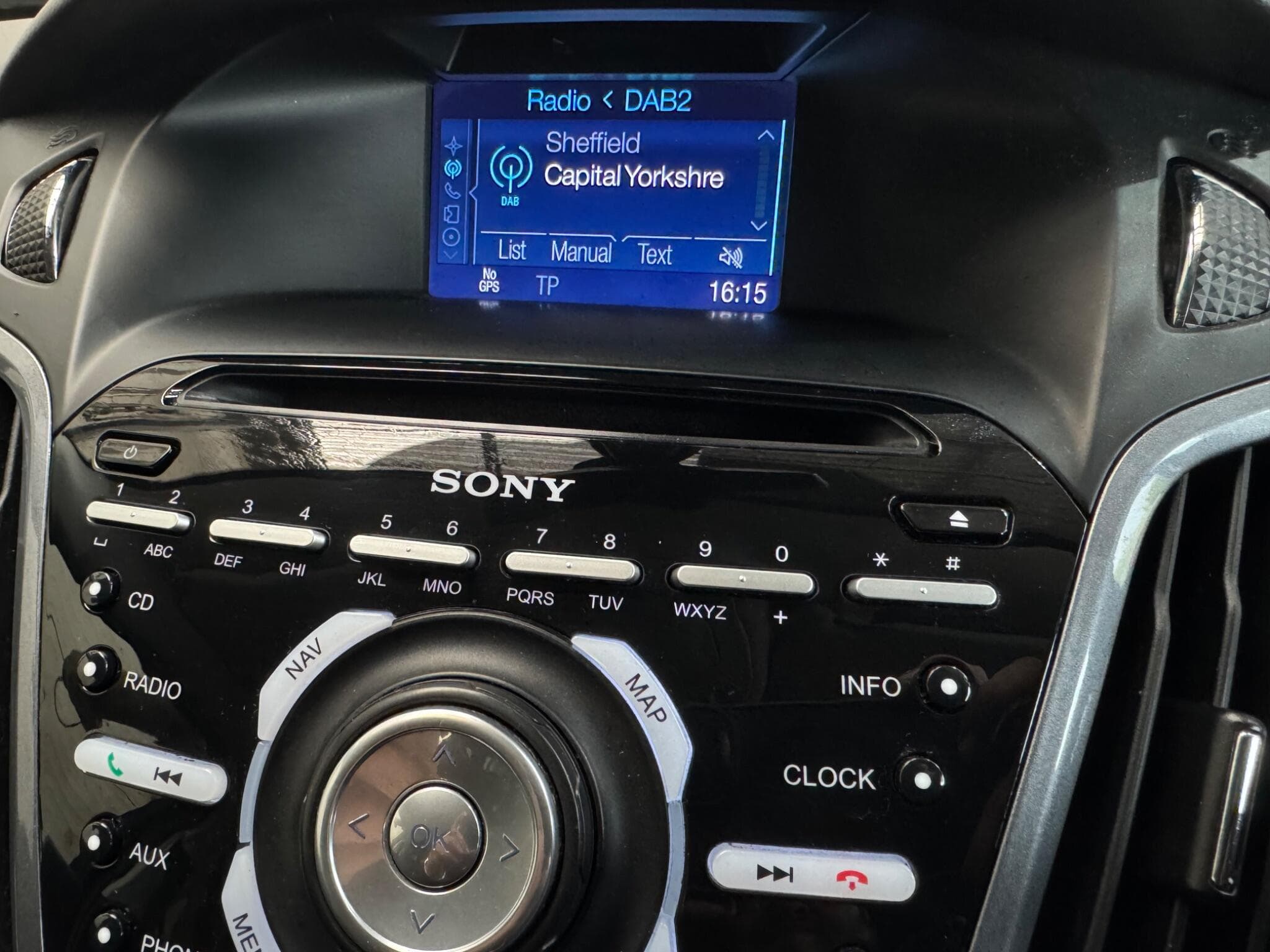 2014 Ford Focus - Thumbnail 14