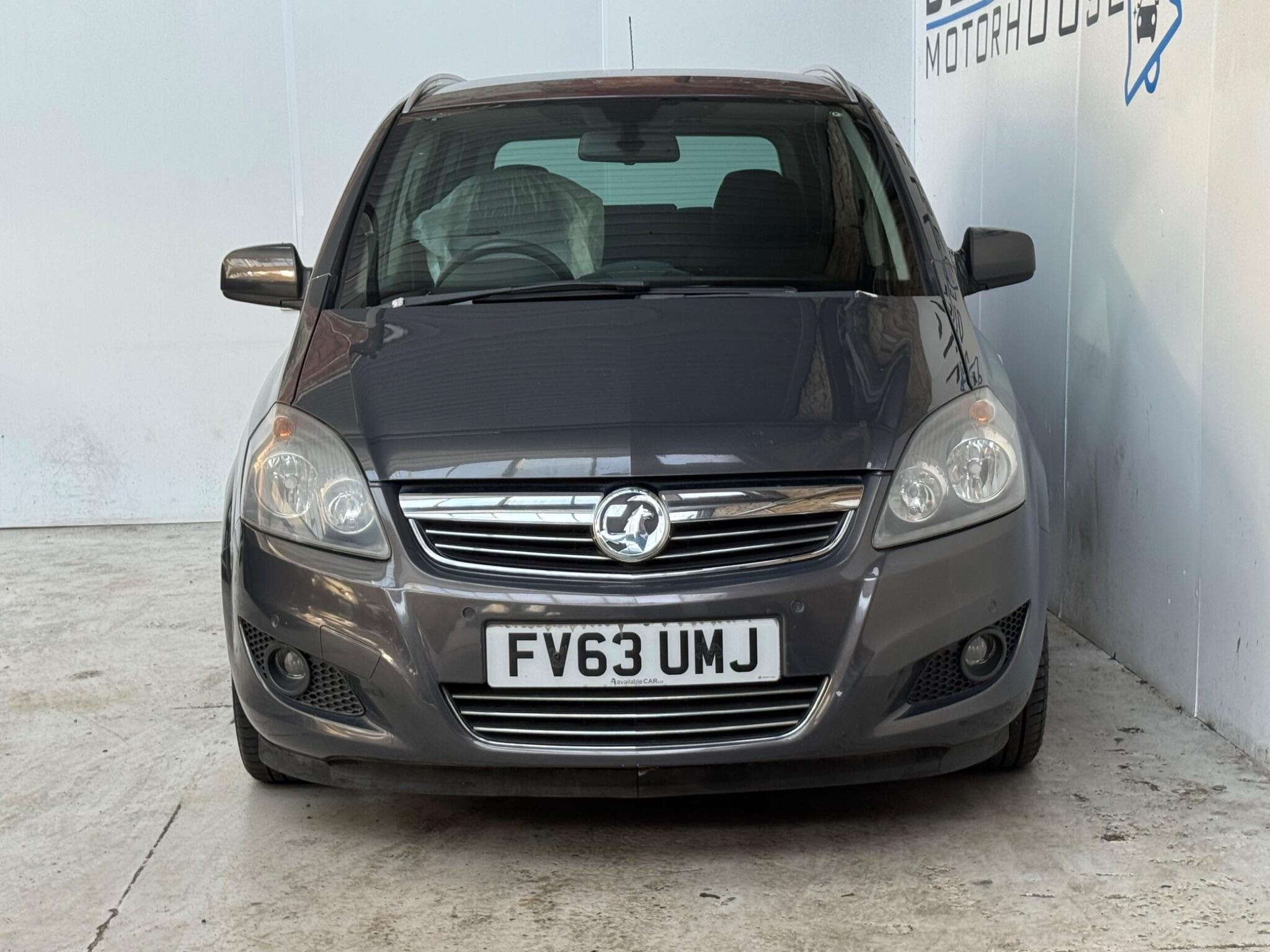 2013 Vauxhall Zafira - Thumbnail 2