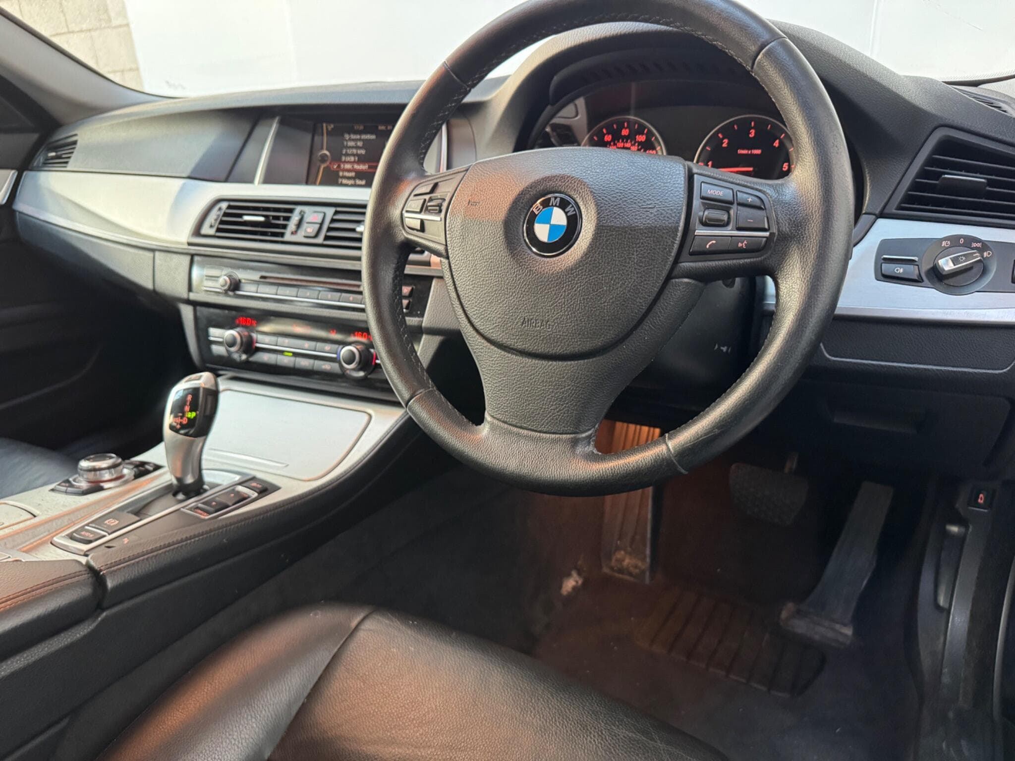 2013 BMW 5 Series - Thumbnail 4