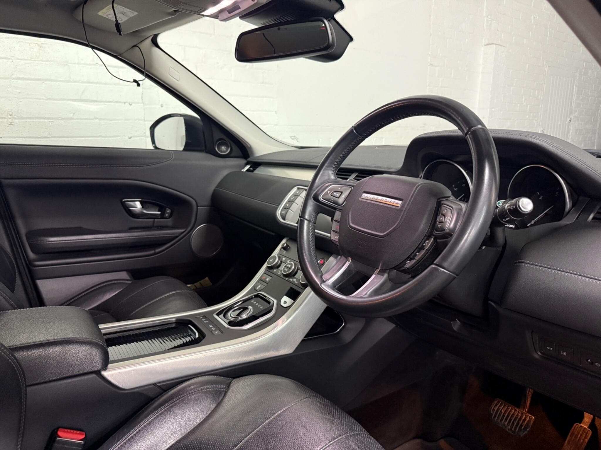 2017 Land Rover Range Rover Evoque - Thumbnail 33