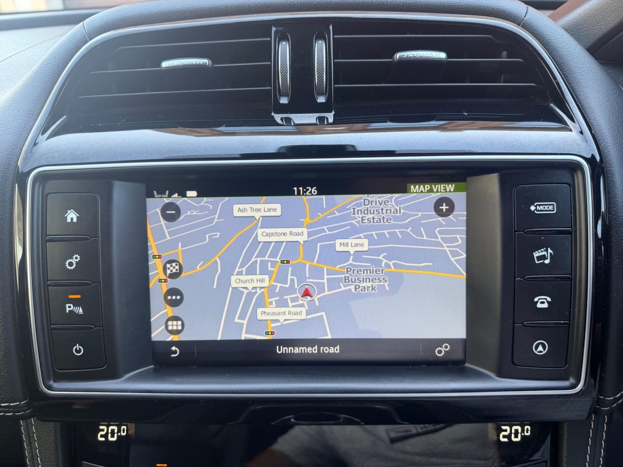 2017 Jaguar F-PACE - Thumbnail 29