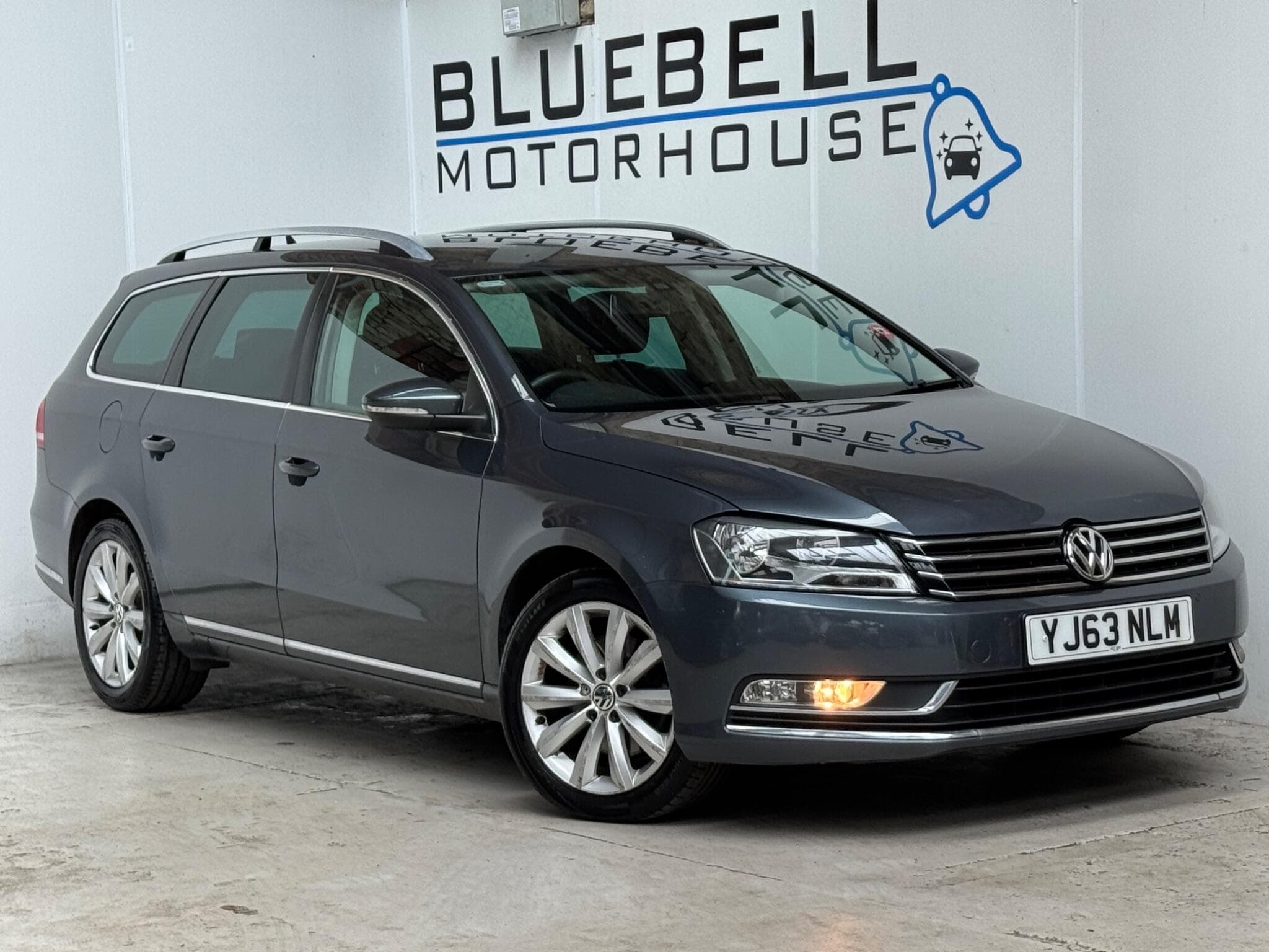2013 Volkswagen Passat - Main