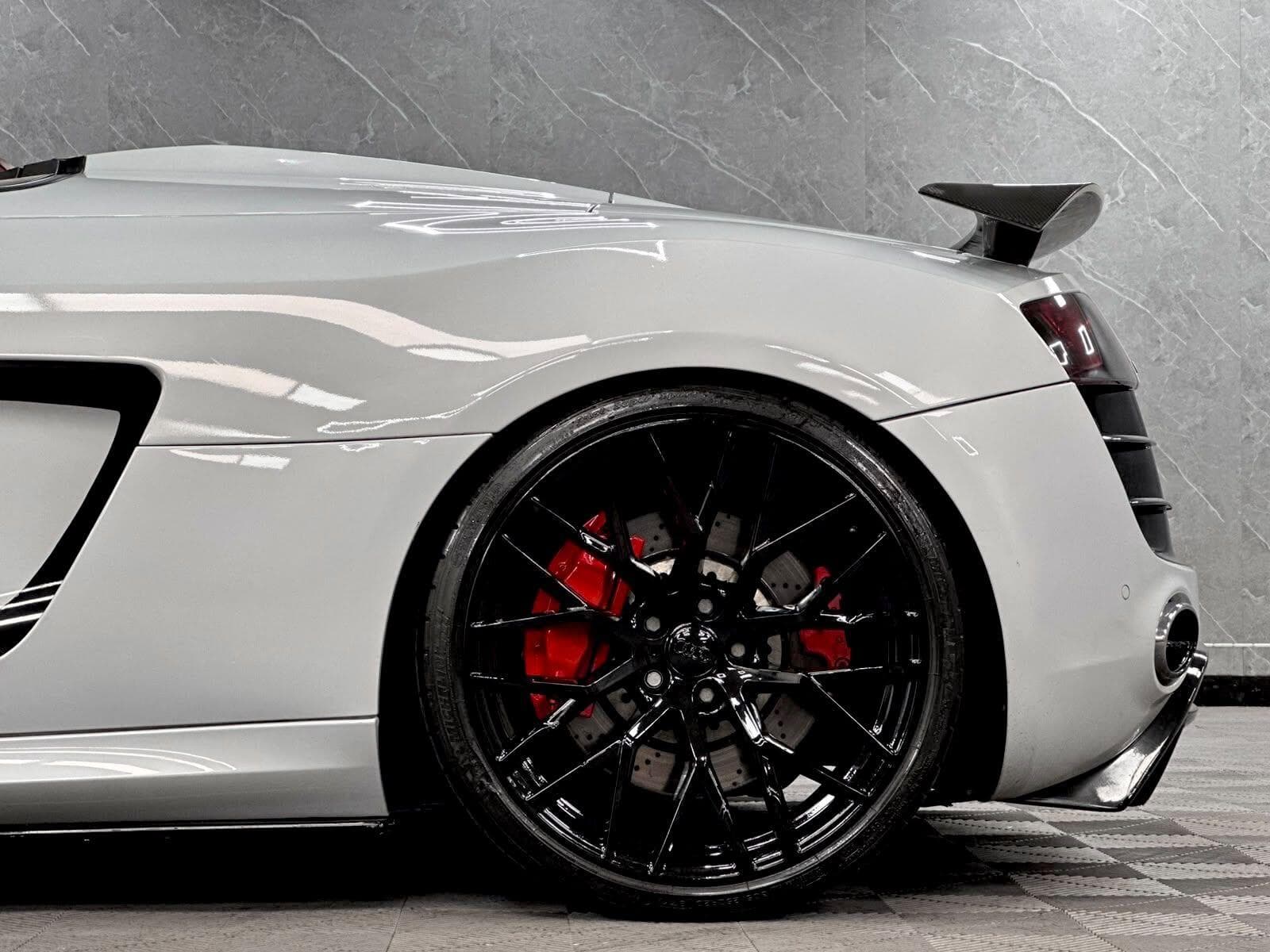 2010 Audi R8 - Thumbnail 53
