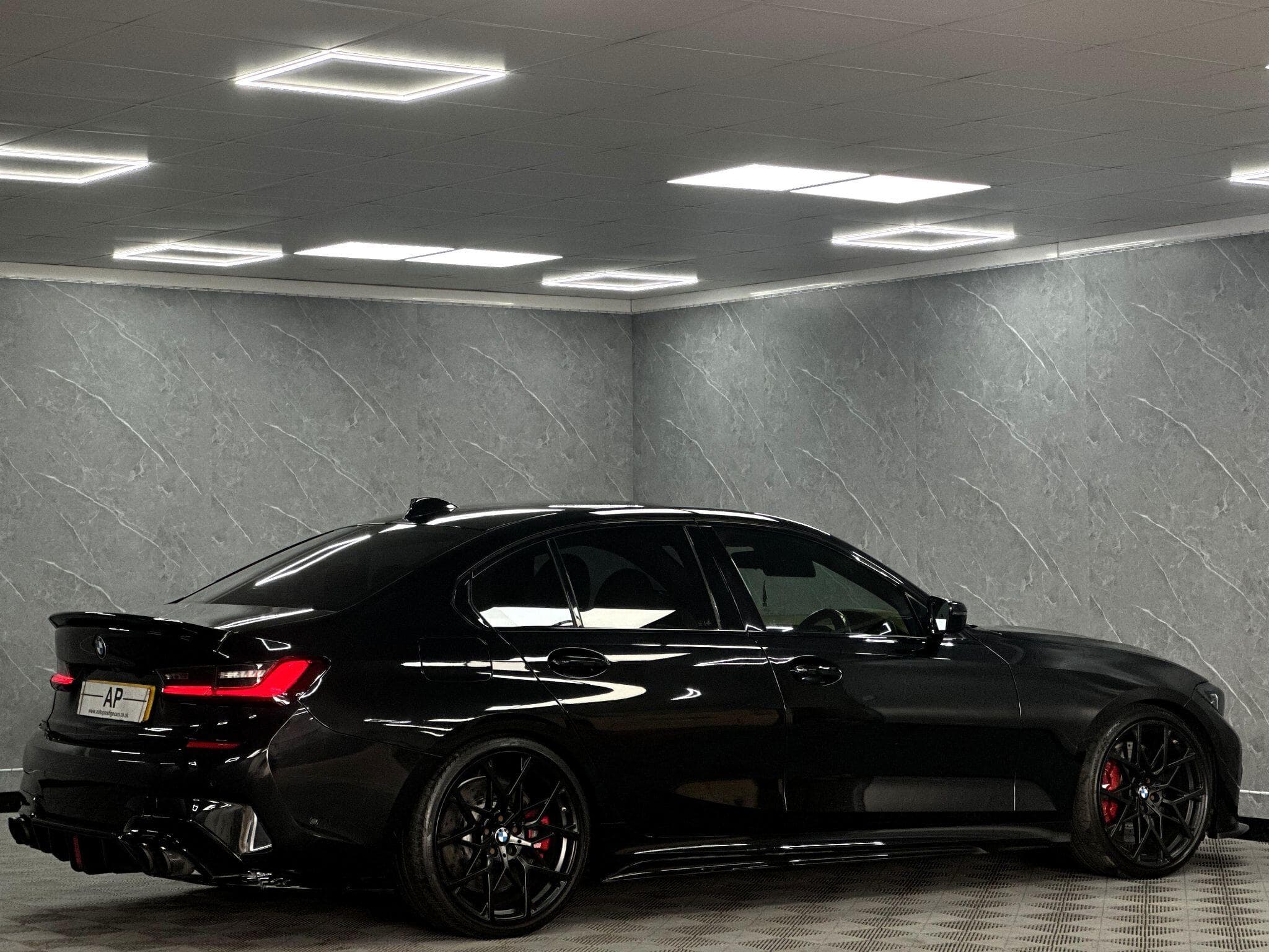 2019 BMW 3 Series - Thumbnail 23