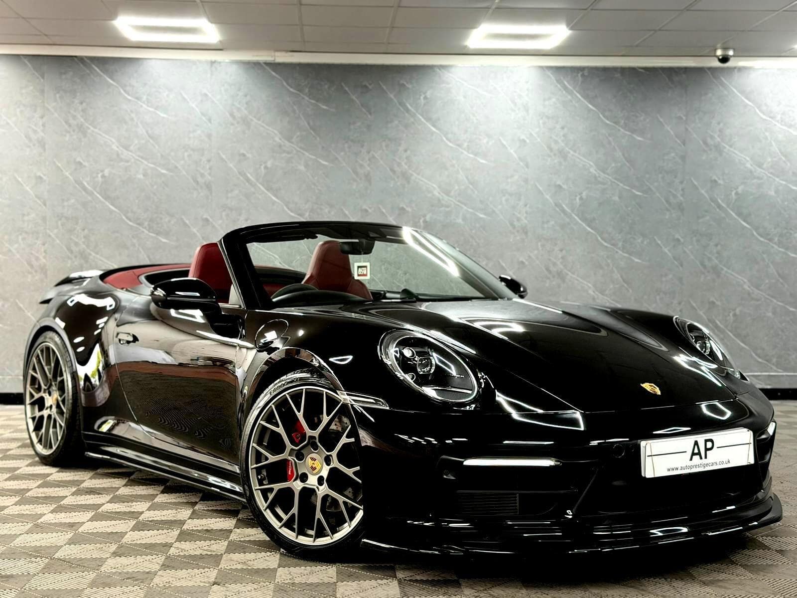 2020 Porsche 911 - Image 3