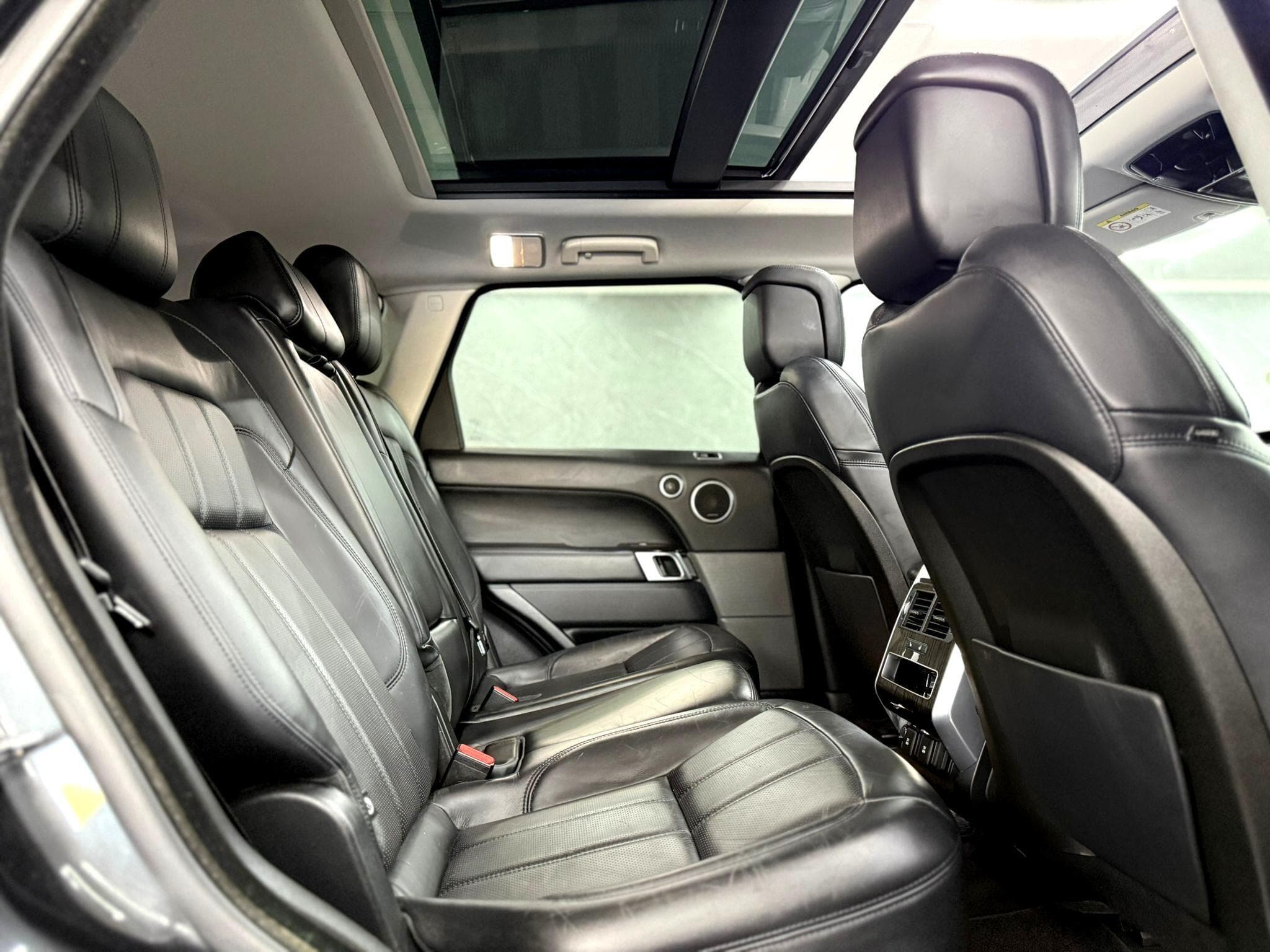 2018 Land Rover Range Rover Sport - Thumbnail 17