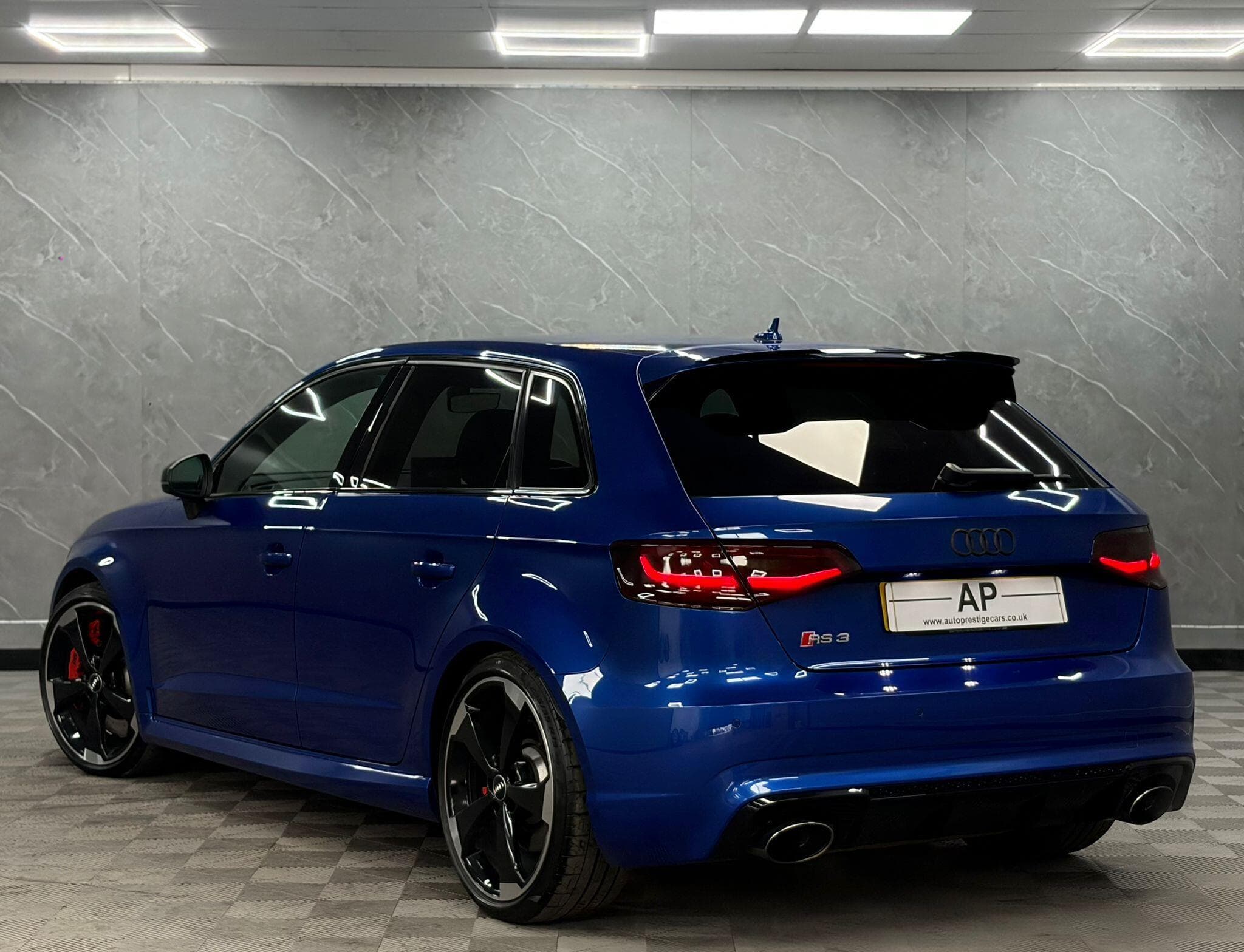 2016 Audi RS3 - Thumbnail 23