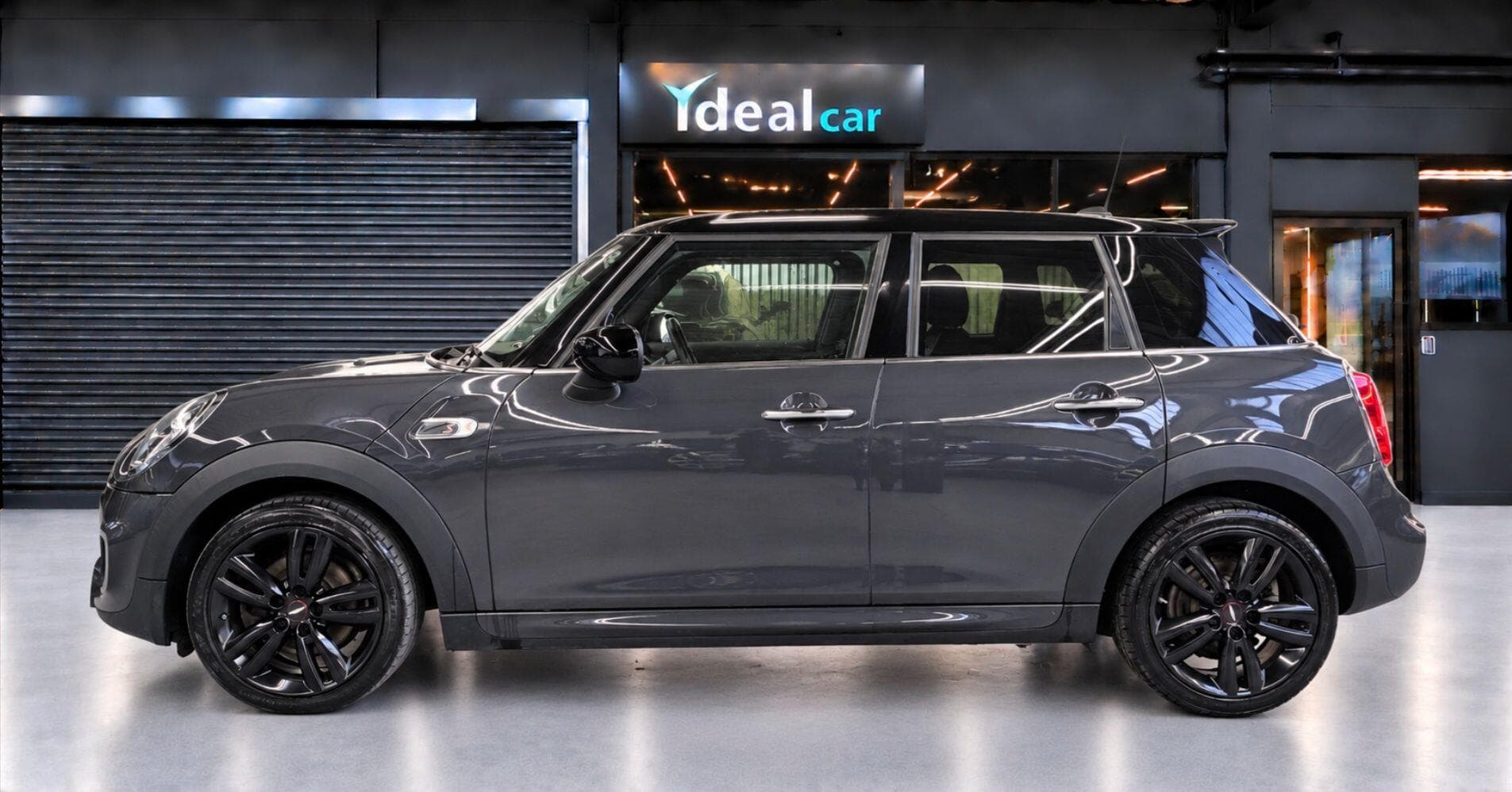 2019 MINI Hatch - Image 4