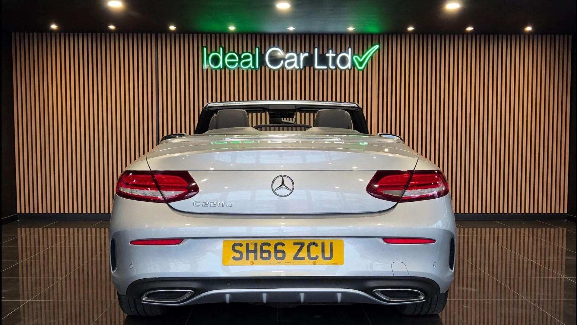 2016 Mercedes-Benz C Class - Thumbnail 5