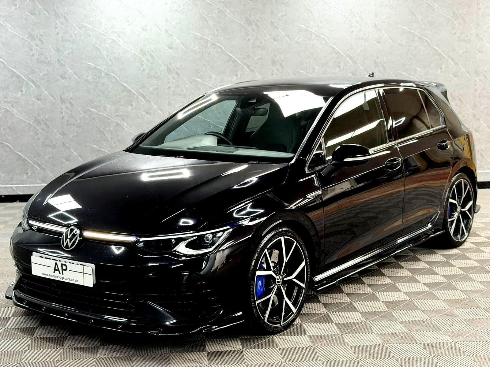 2021 Volkswagen Golf - Thumbnail 2