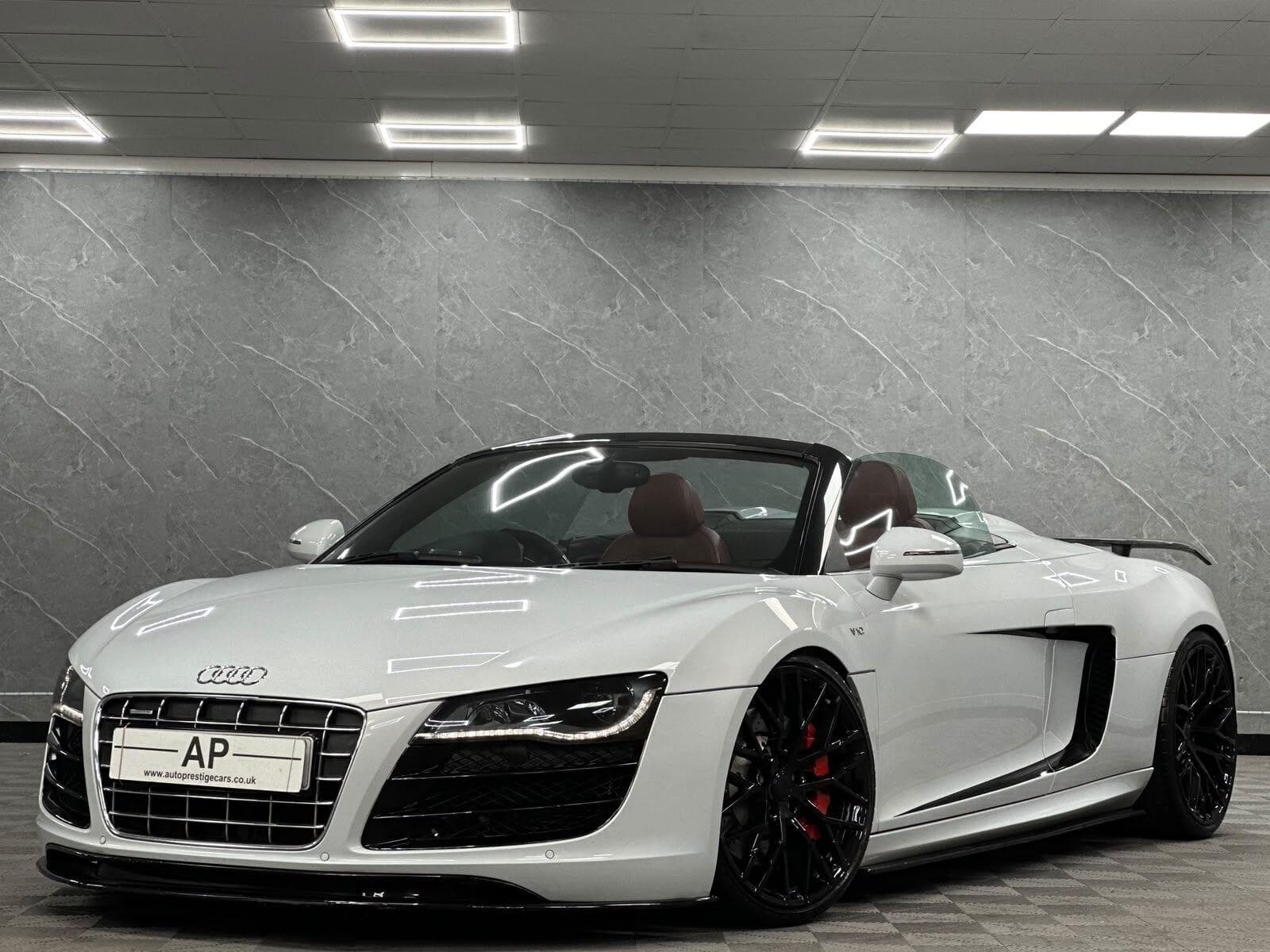 2010 Audi R8 - Thumbnail 29
