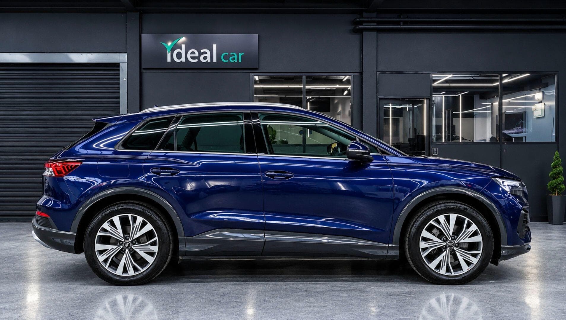 2022 Audi Q4 e-tron - Thumbnail 8