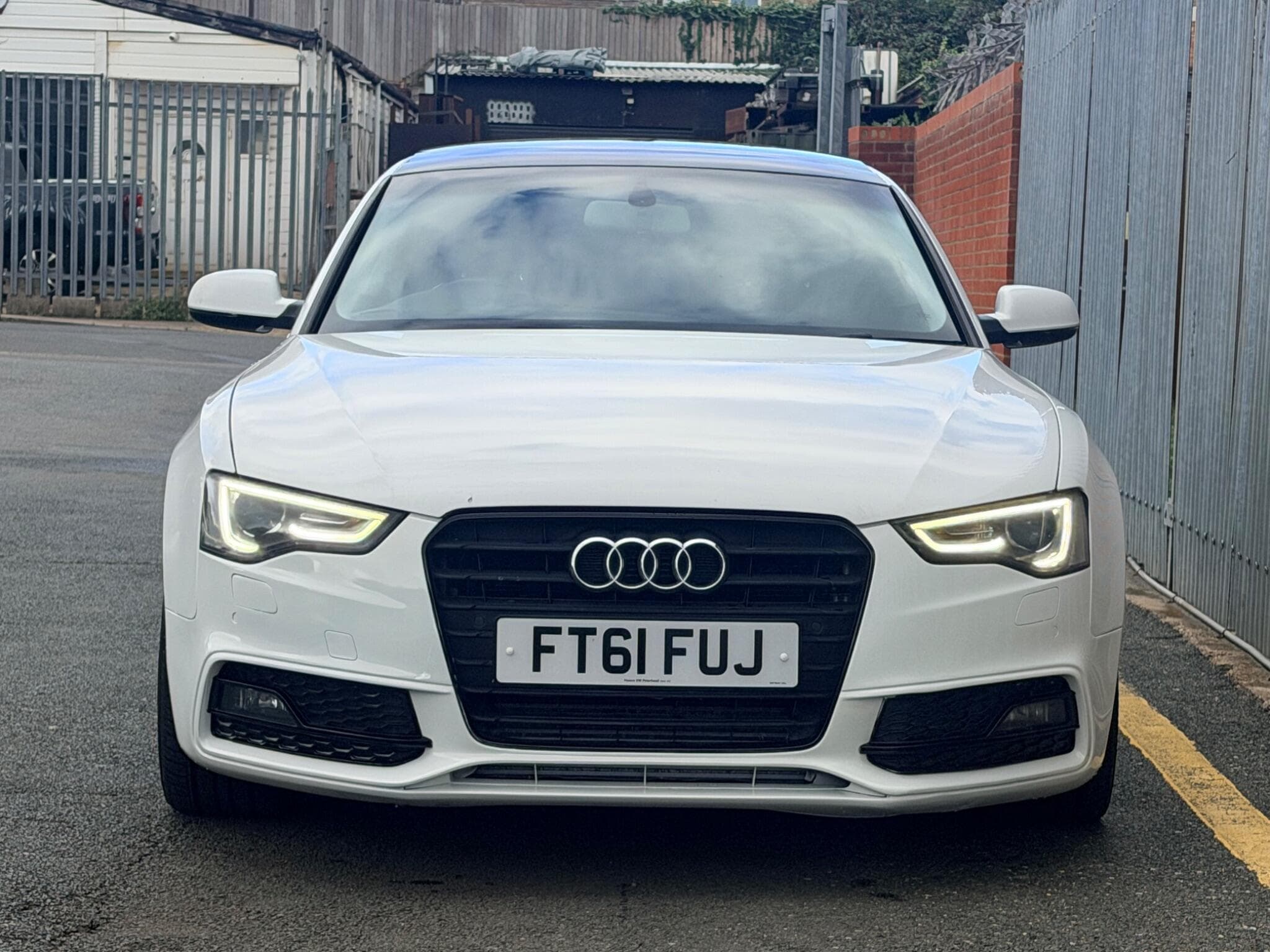 2011 Audi A5 - Image 4