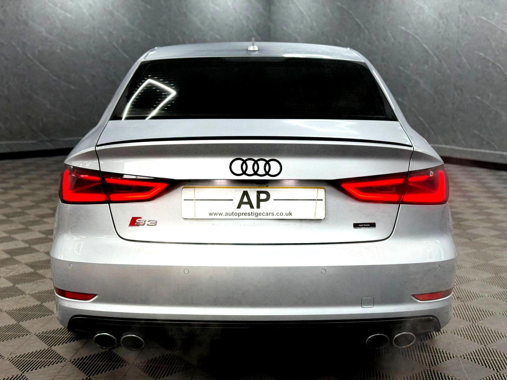 2015 Audi S3 - Thumbnail 23