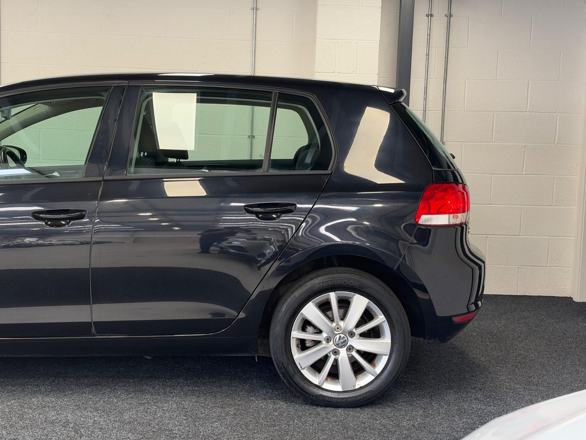 2011 Volkswagen Golf - Thumbnail 25