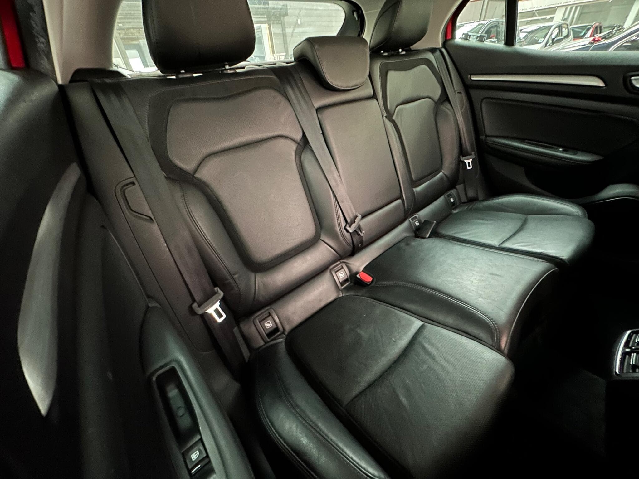 2017 Renault Megane - Thumbnail 10