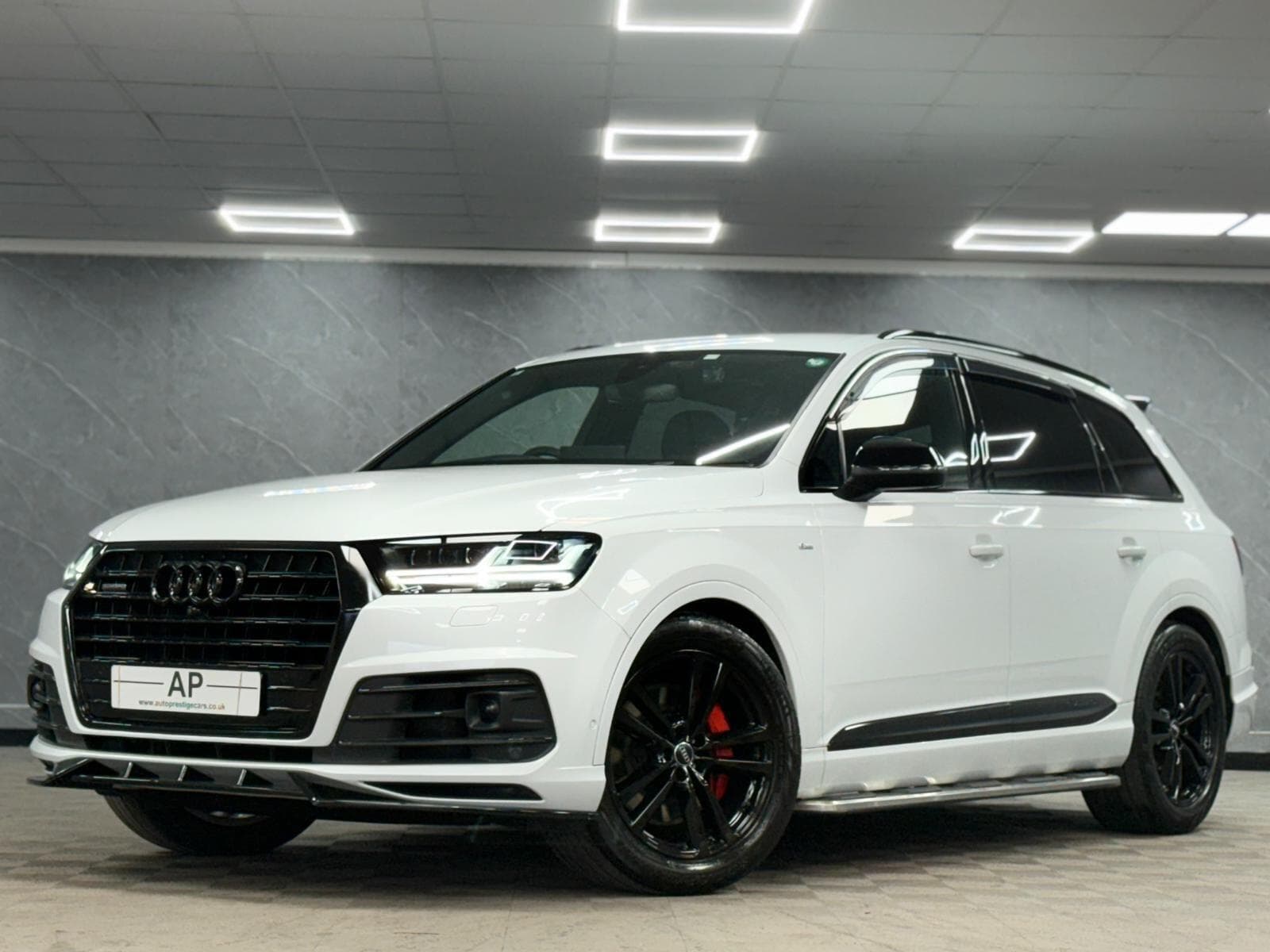 2017 Audi Q7 - Thumbnail 11