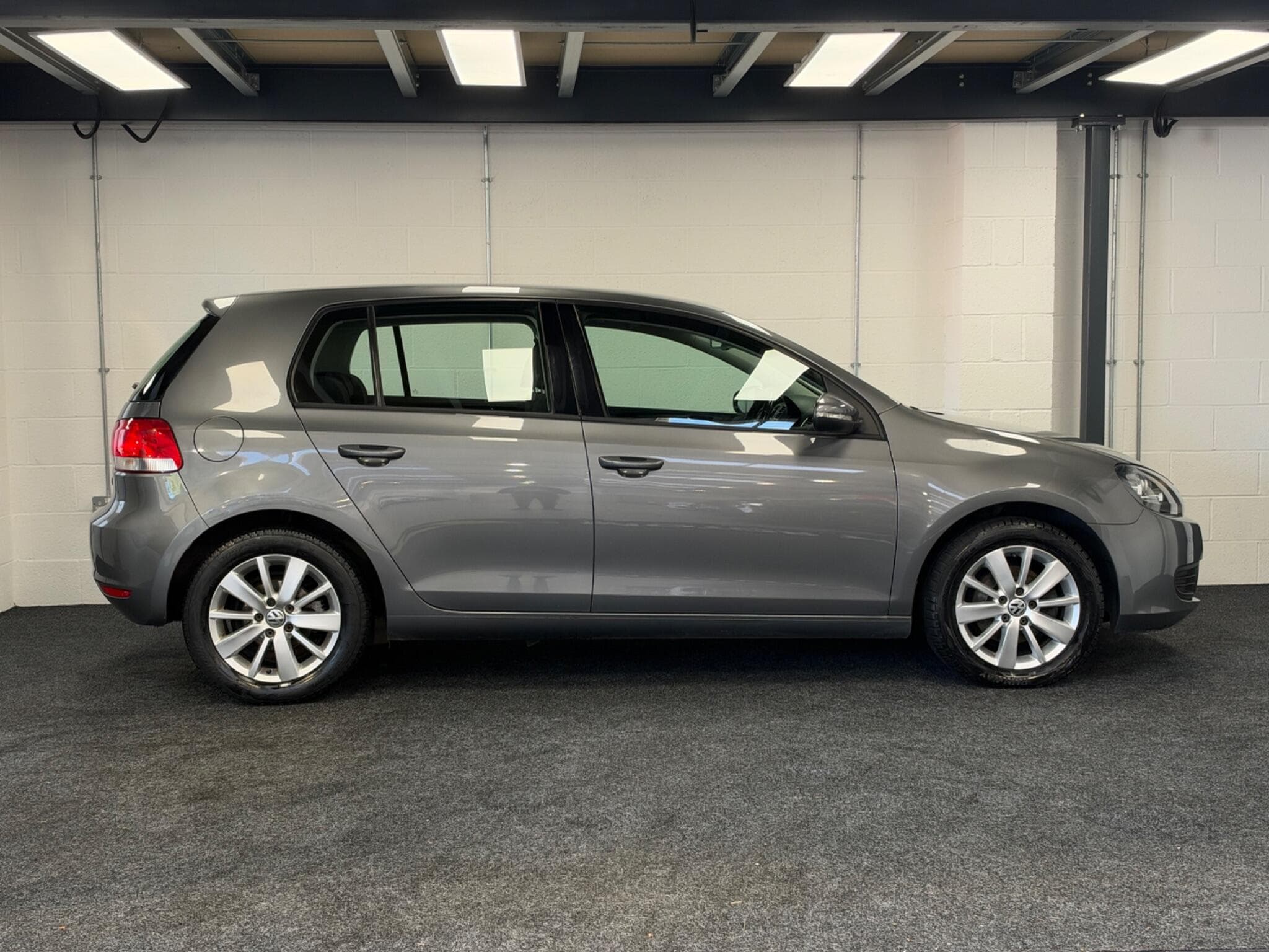 2012 Volkswagen Golf - Thumbnail 10