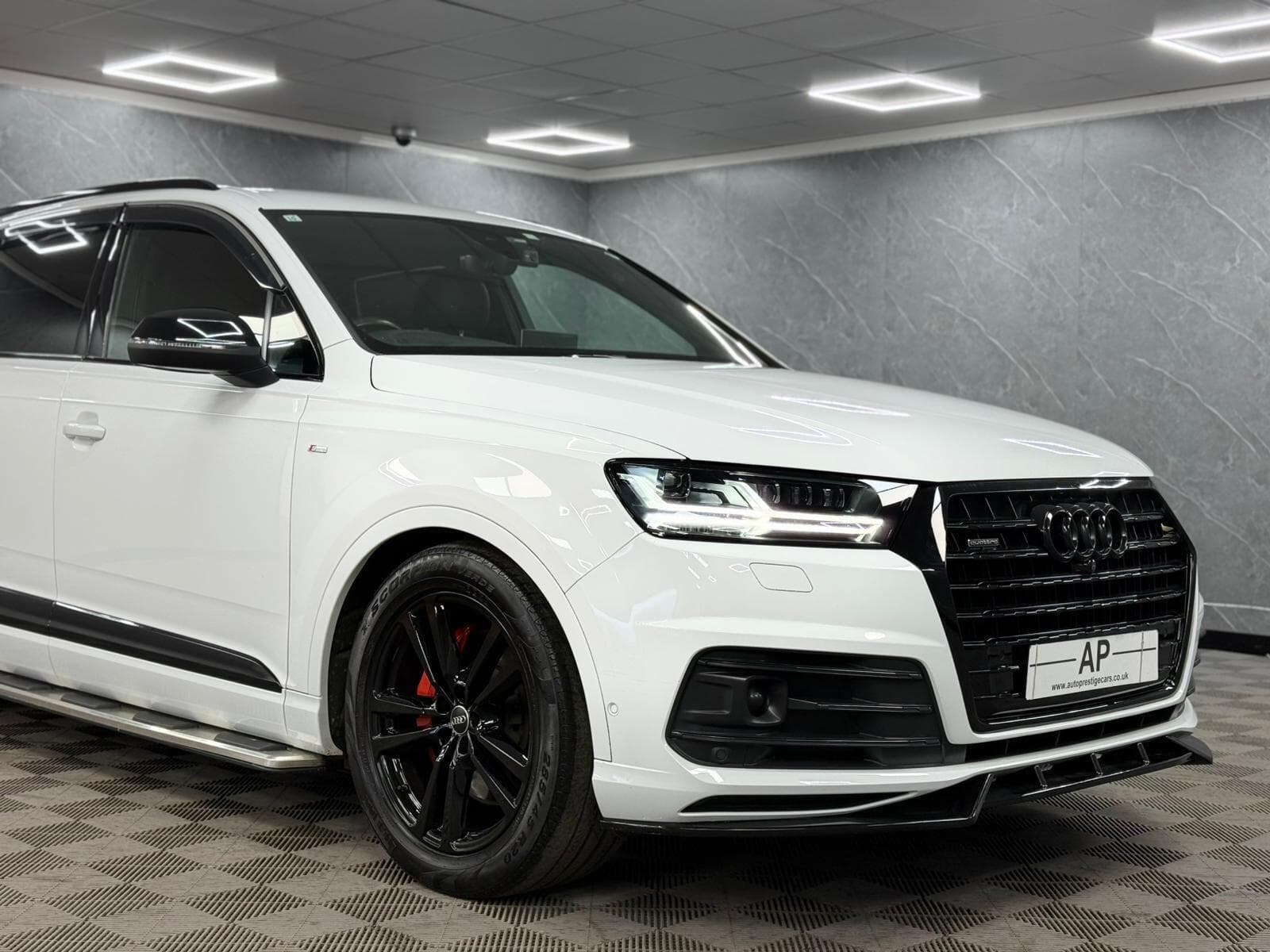 2017 Audi Q7 - Thumbnail 33