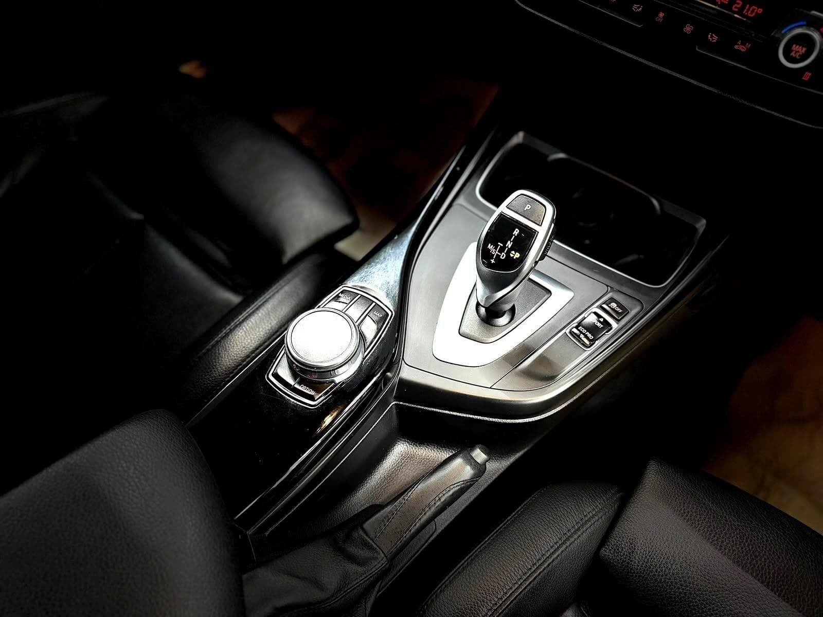 2019 BMW 1 Series - Thumbnail 42