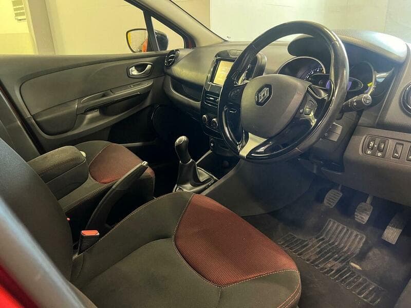 2016 Renault Clio - Thumbnail 24