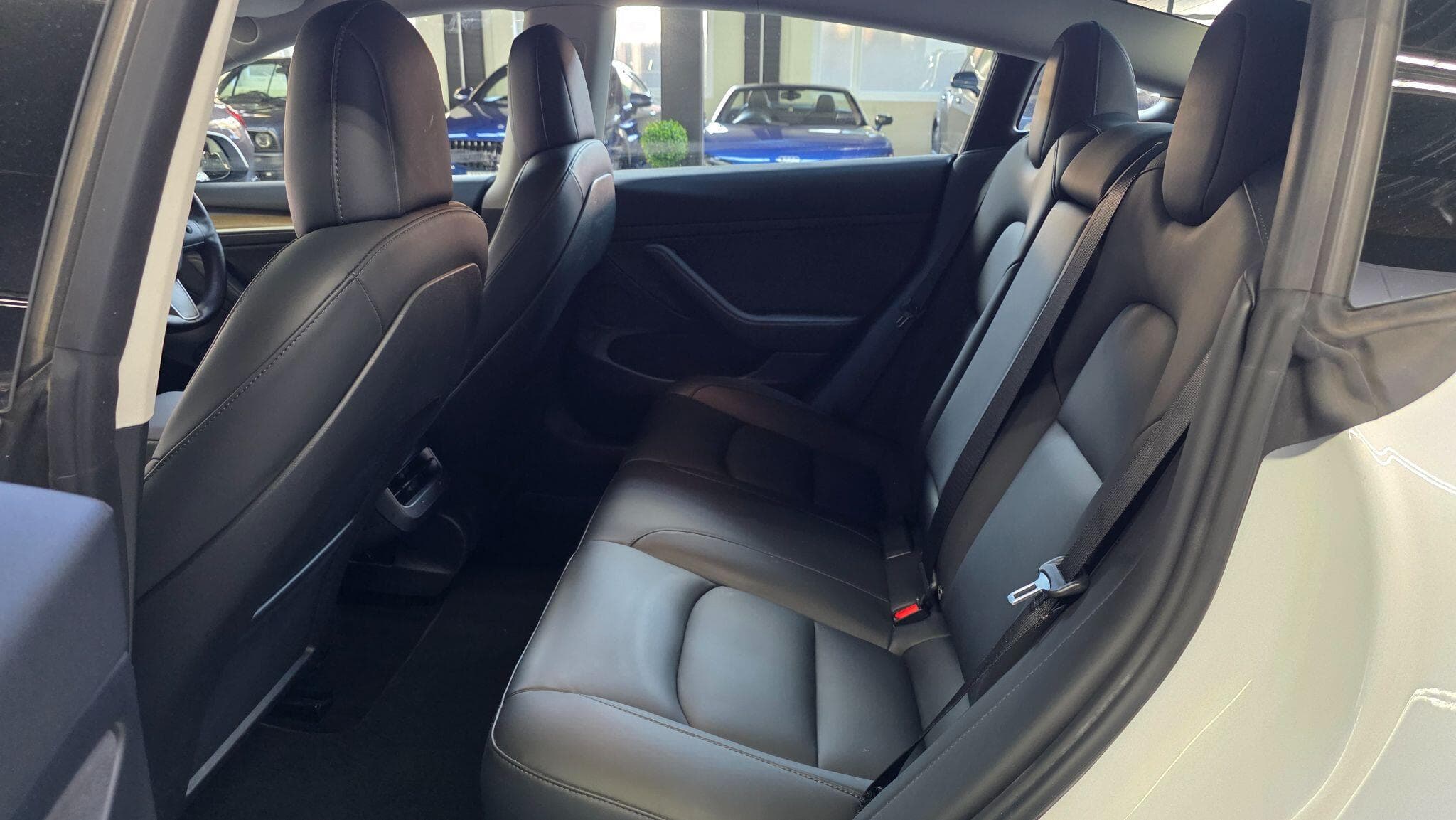 2021 Tesla Model 3 - Thumbnail 11