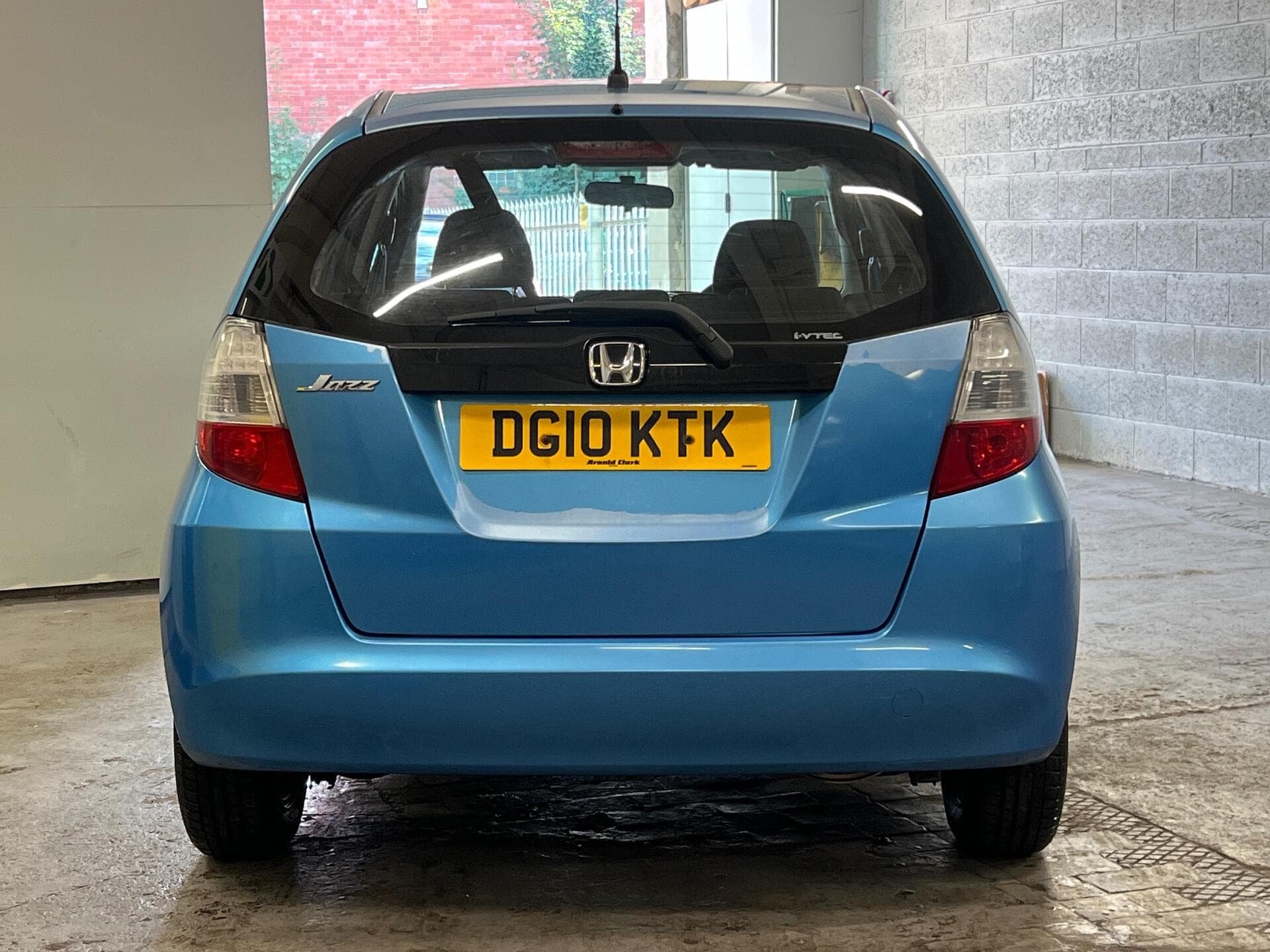 2010 Honda Jazz - Thumbnail 8