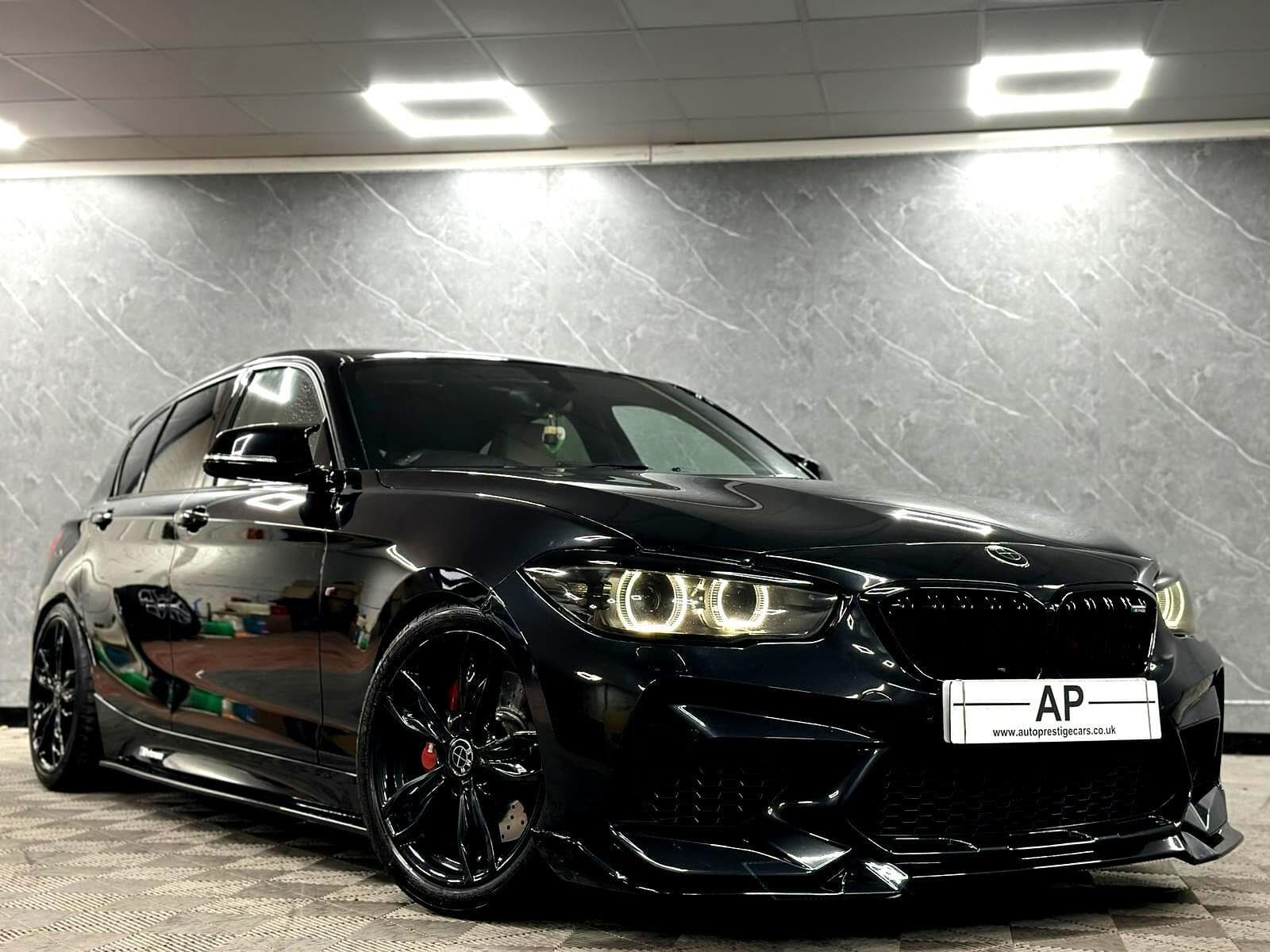 2017 BMW 1 Series - Thumbnail 14