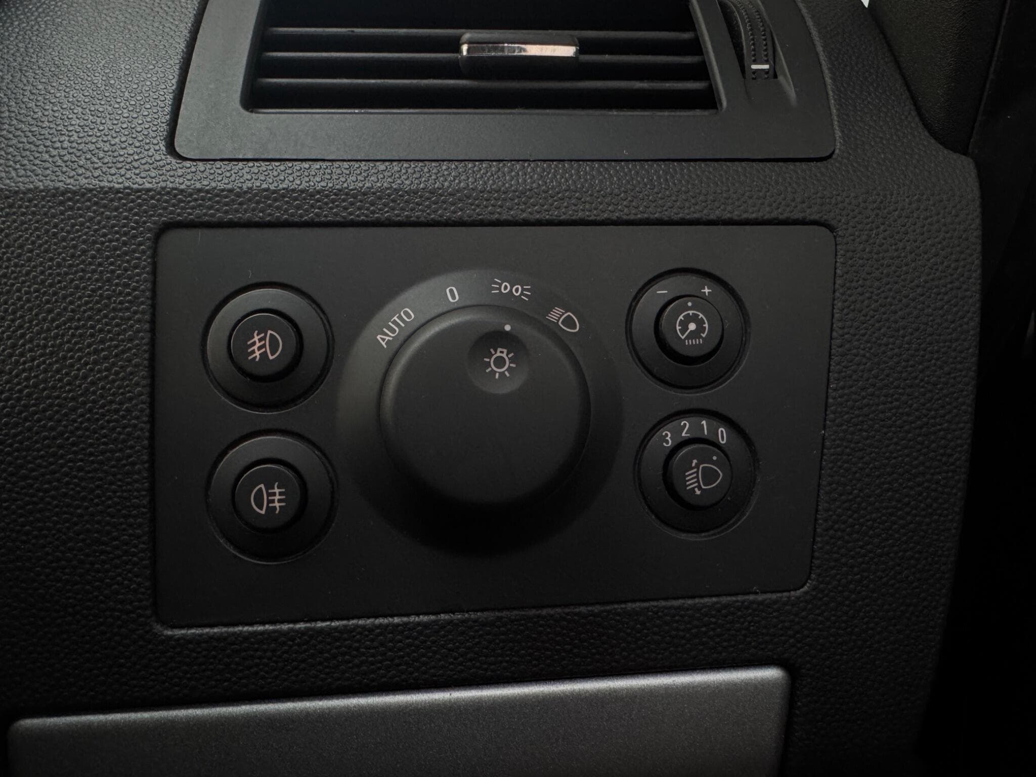 2013 Vauxhall Zafira - Thumbnail 21