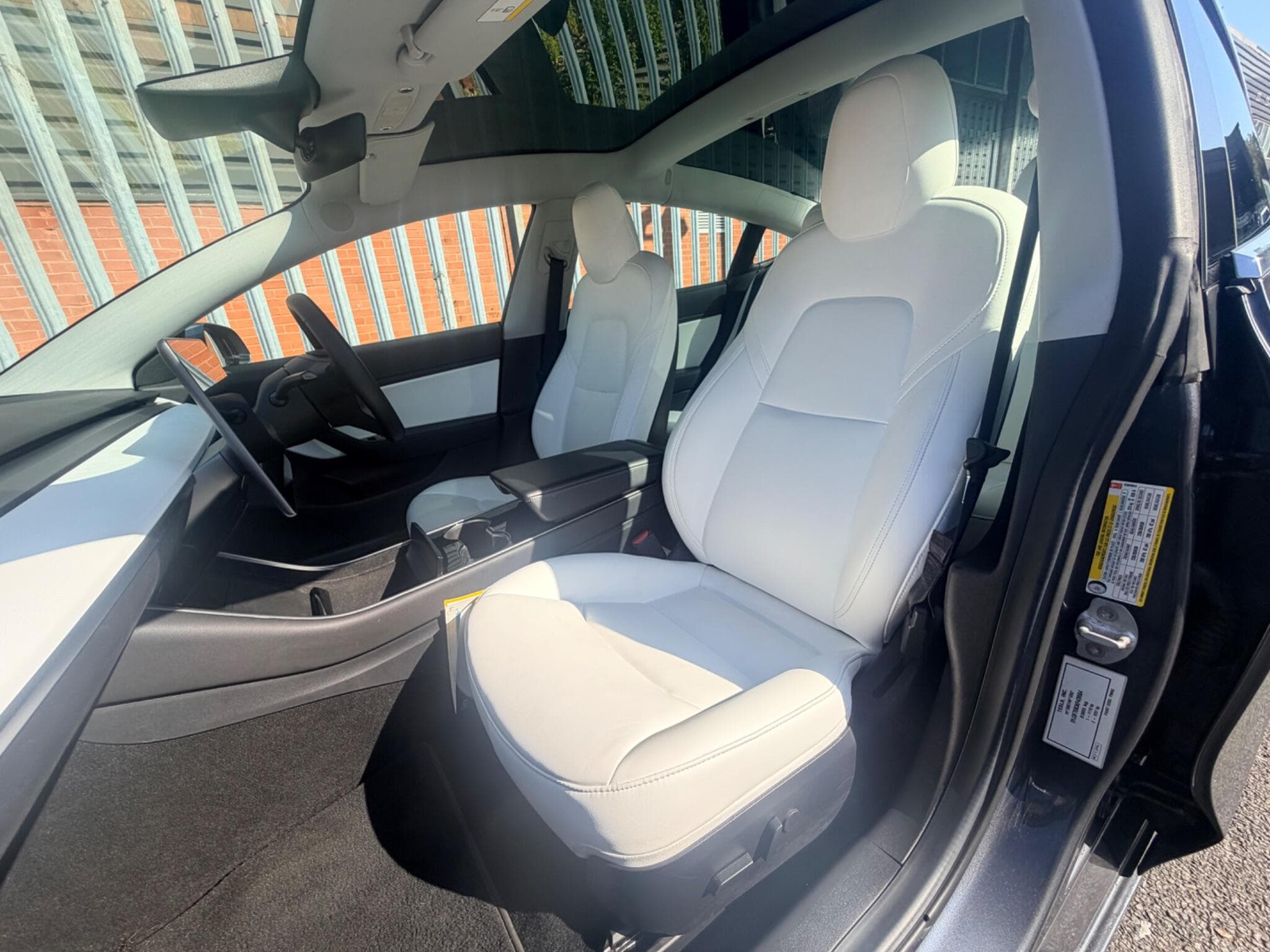 2019 Tesla Model 3 - Thumbnail 18