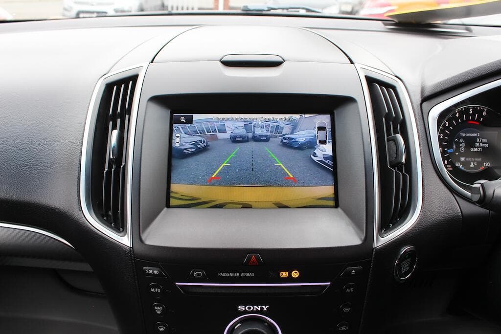 2016 Ford Edge - Thumbnail 40