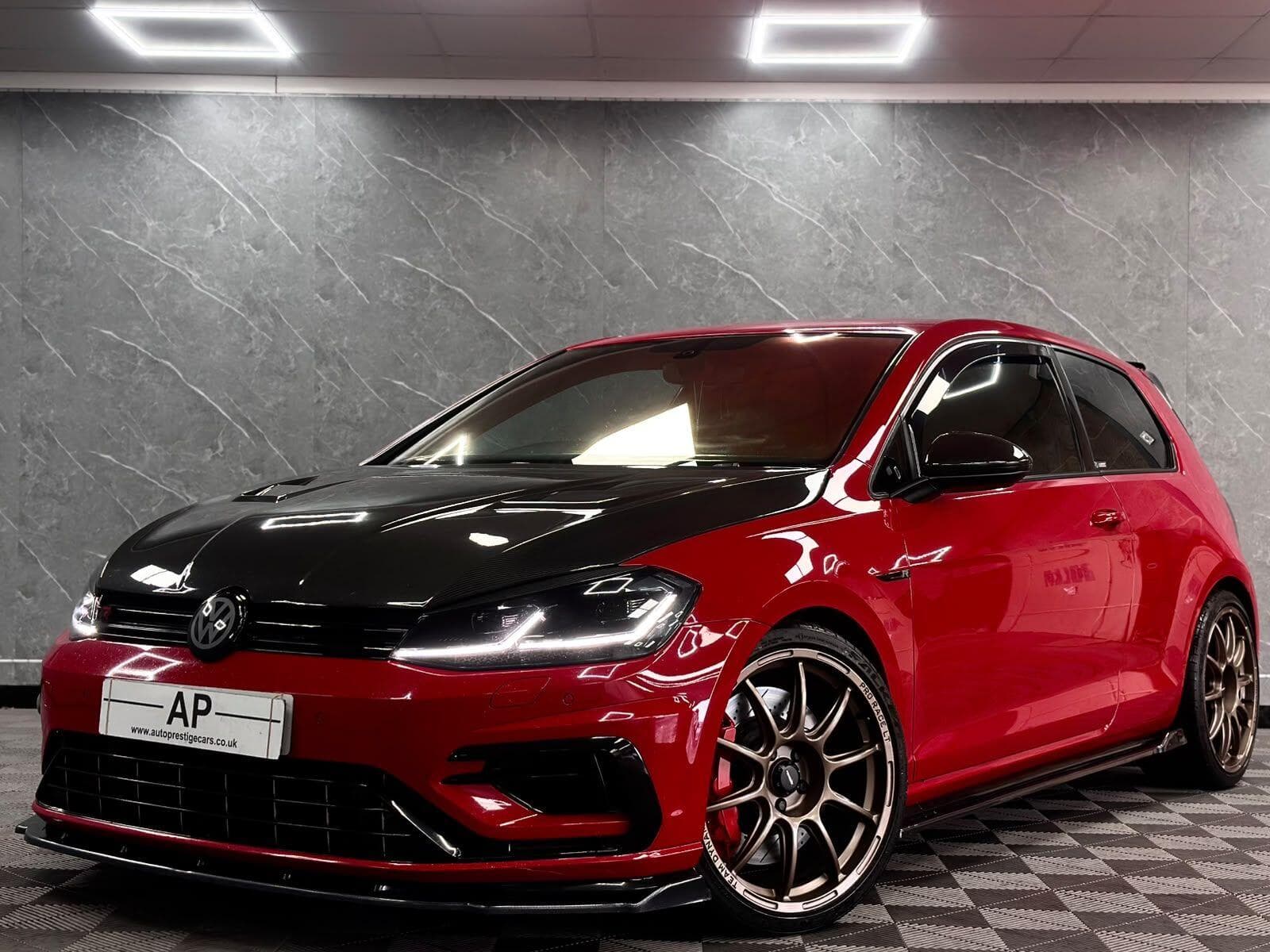 2018 Volkswagen Golf - Main