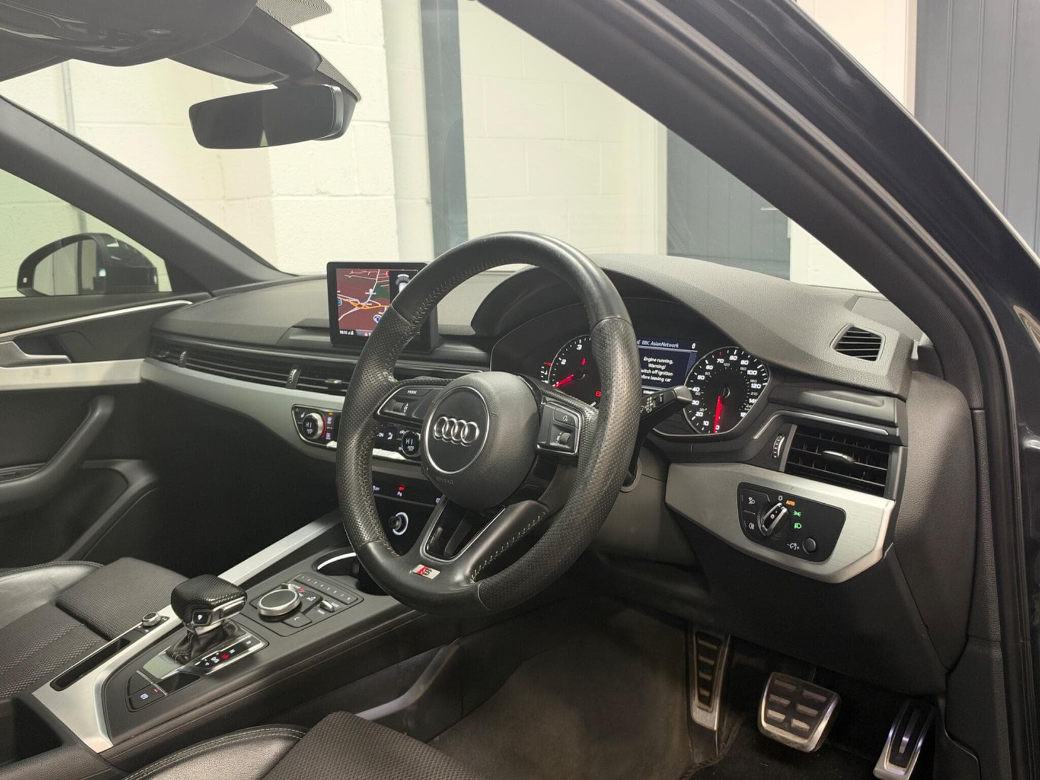 2016 Audi A4 - Thumbnail 23