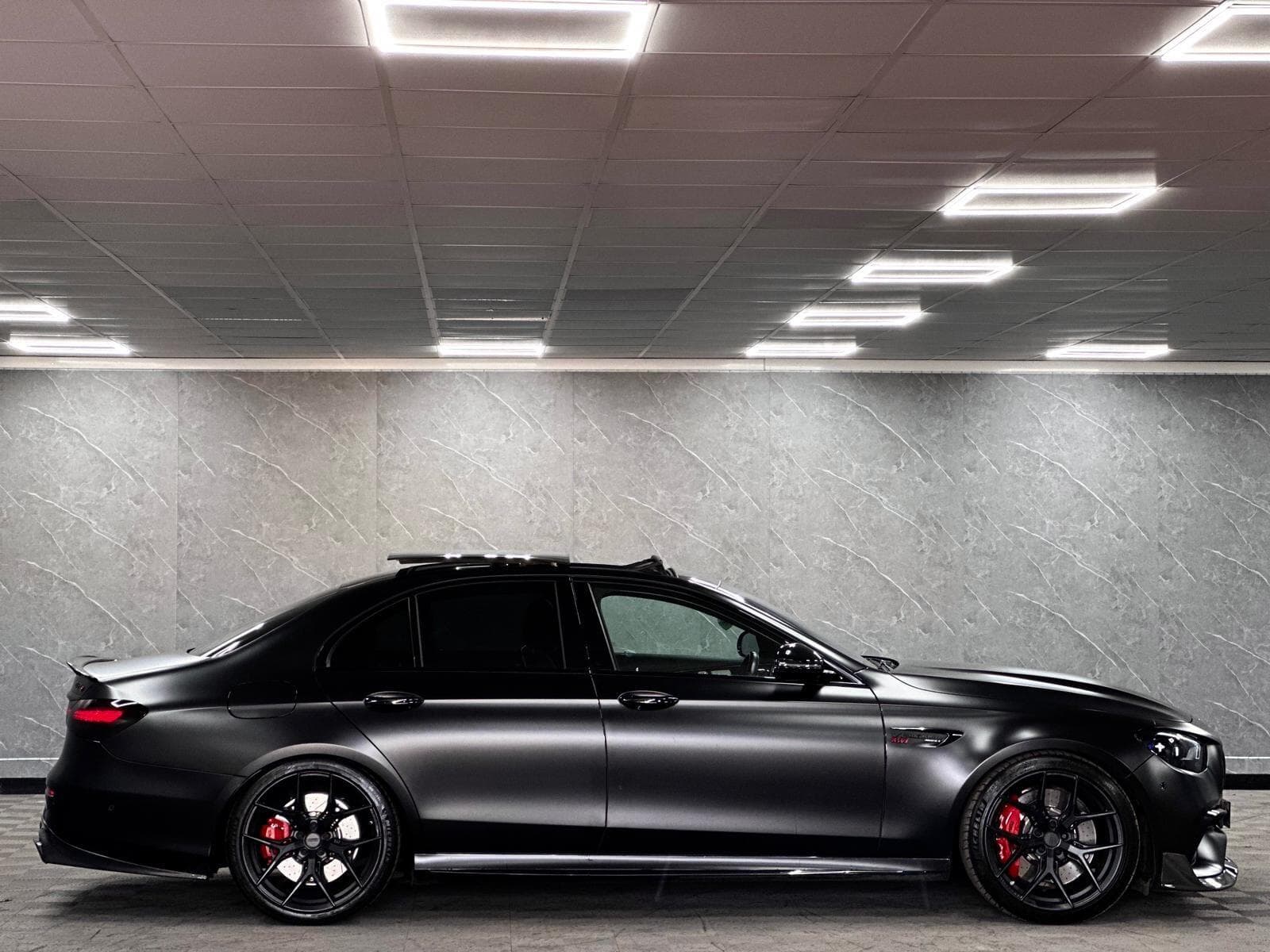 2020 Mercedes-Benz E Class - Thumbnail 18