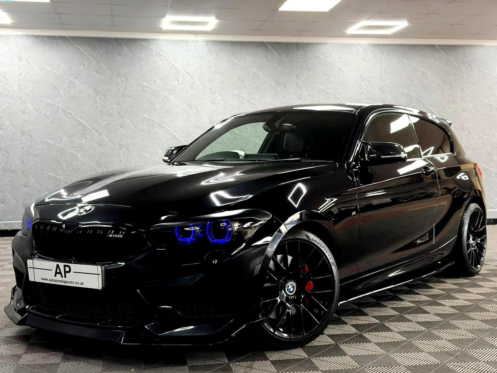 2017 BMW 1 Series - Thumbnail 19