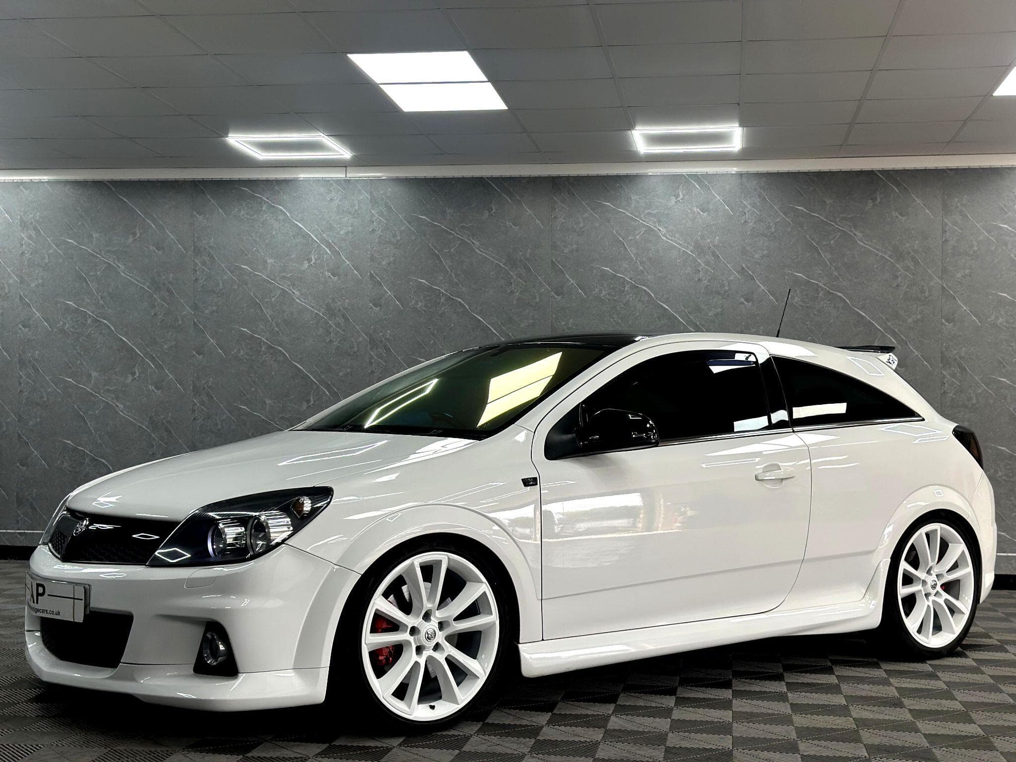 2010 Vauxhall Astra - Thumbnail 20