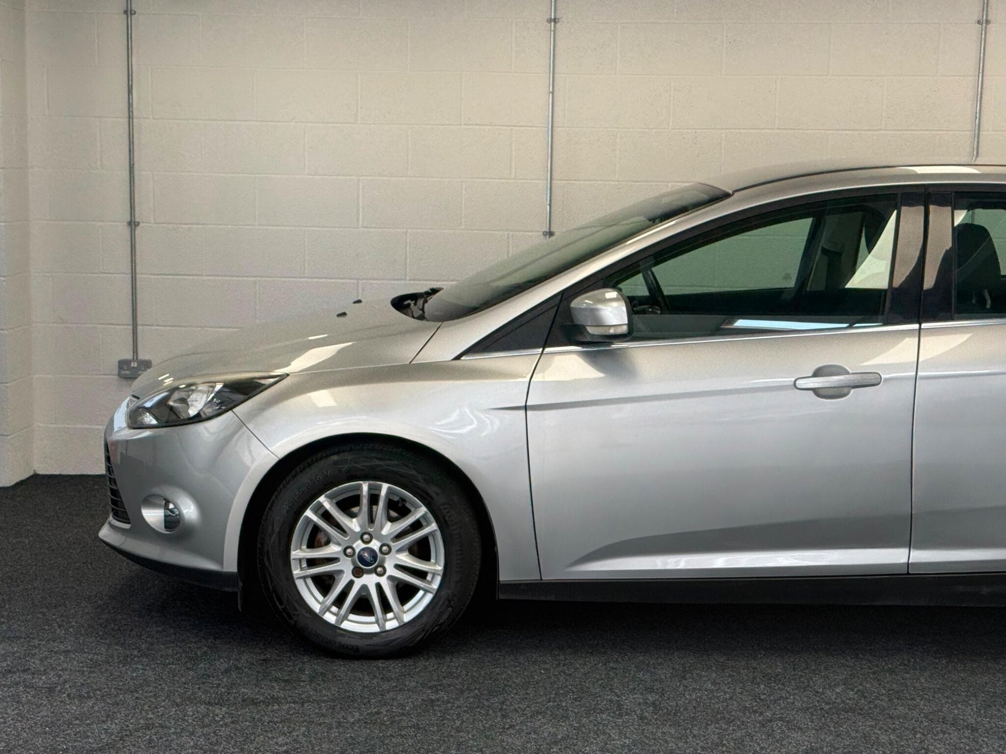 2012 Ford Focus - Thumbnail 10