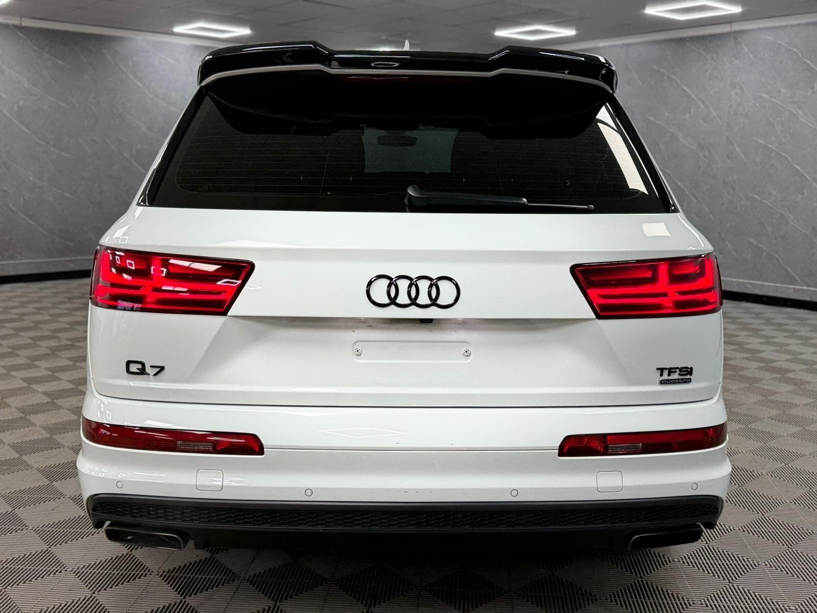 2017 Audi Q7 - Thumbnail 25