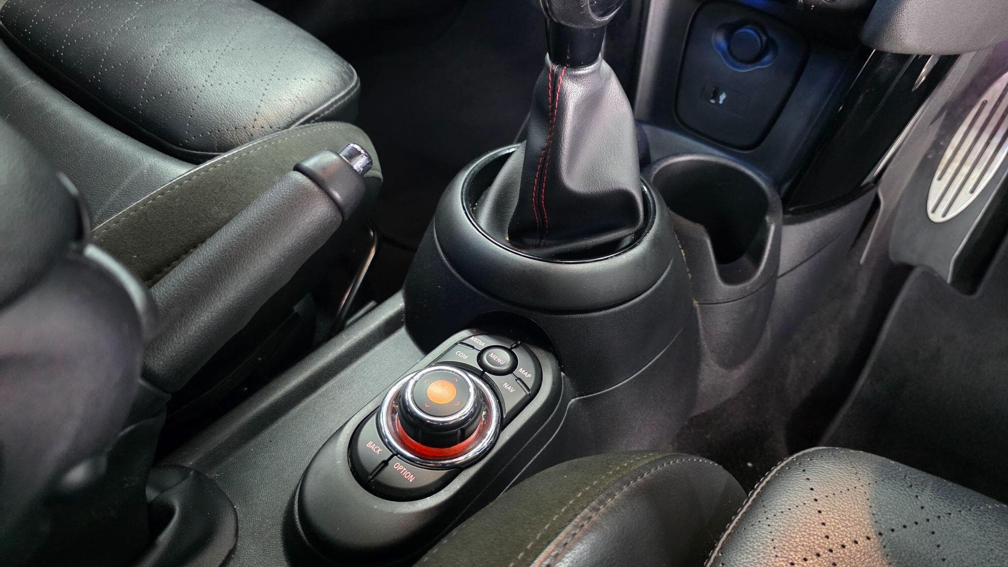 2019 MINI Hatch - Thumbnail 12