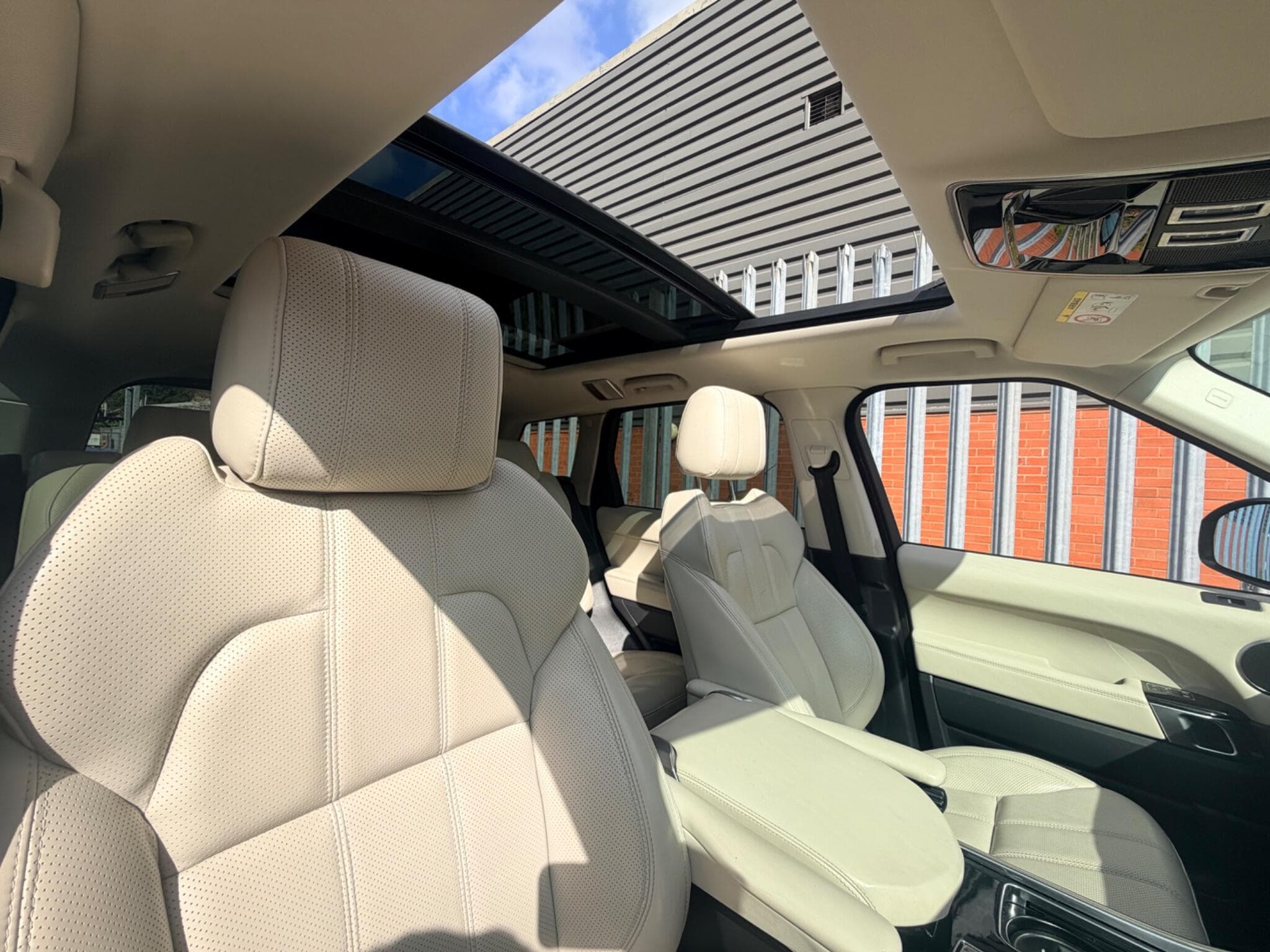 2014 Land Rover Range Rover Sport - Thumbnail 9