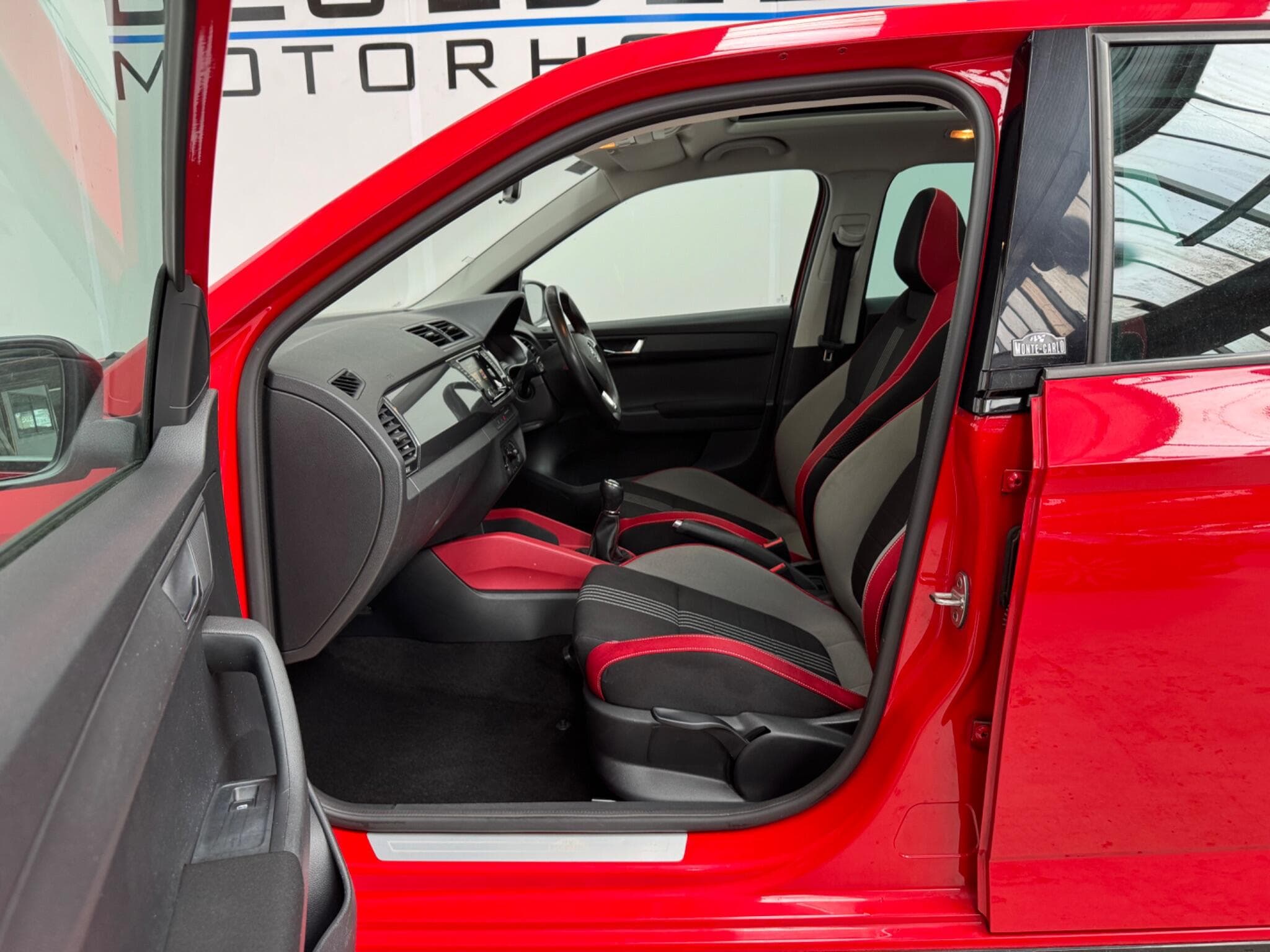 2015 Skoda Fabia - Thumbnail 9