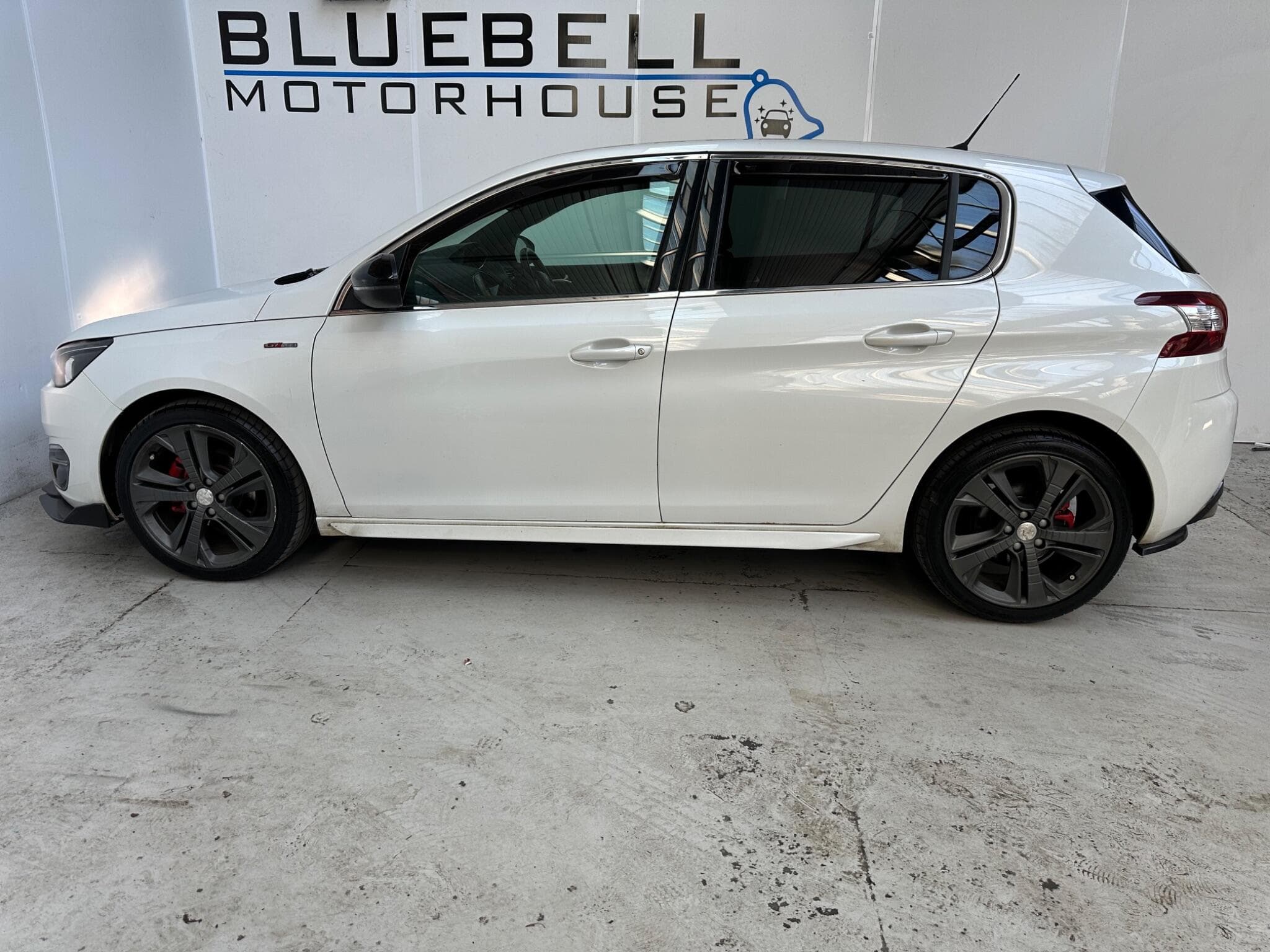 2016 Peugeot 308 - Thumbnail 8