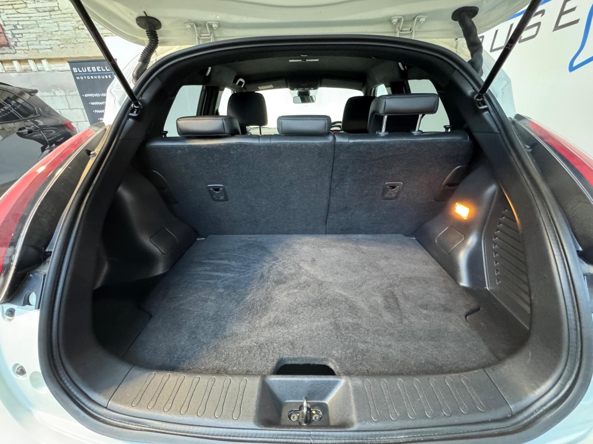 2016 Nissan Juke - Thumbnail 25
