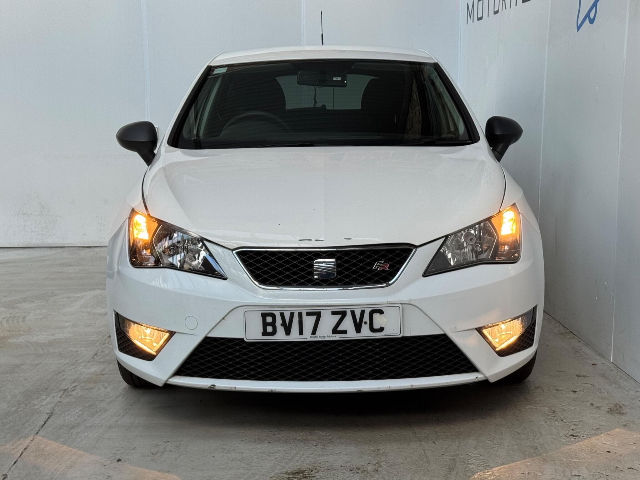 2017 SEAT Ibiza - Thumbnail 2