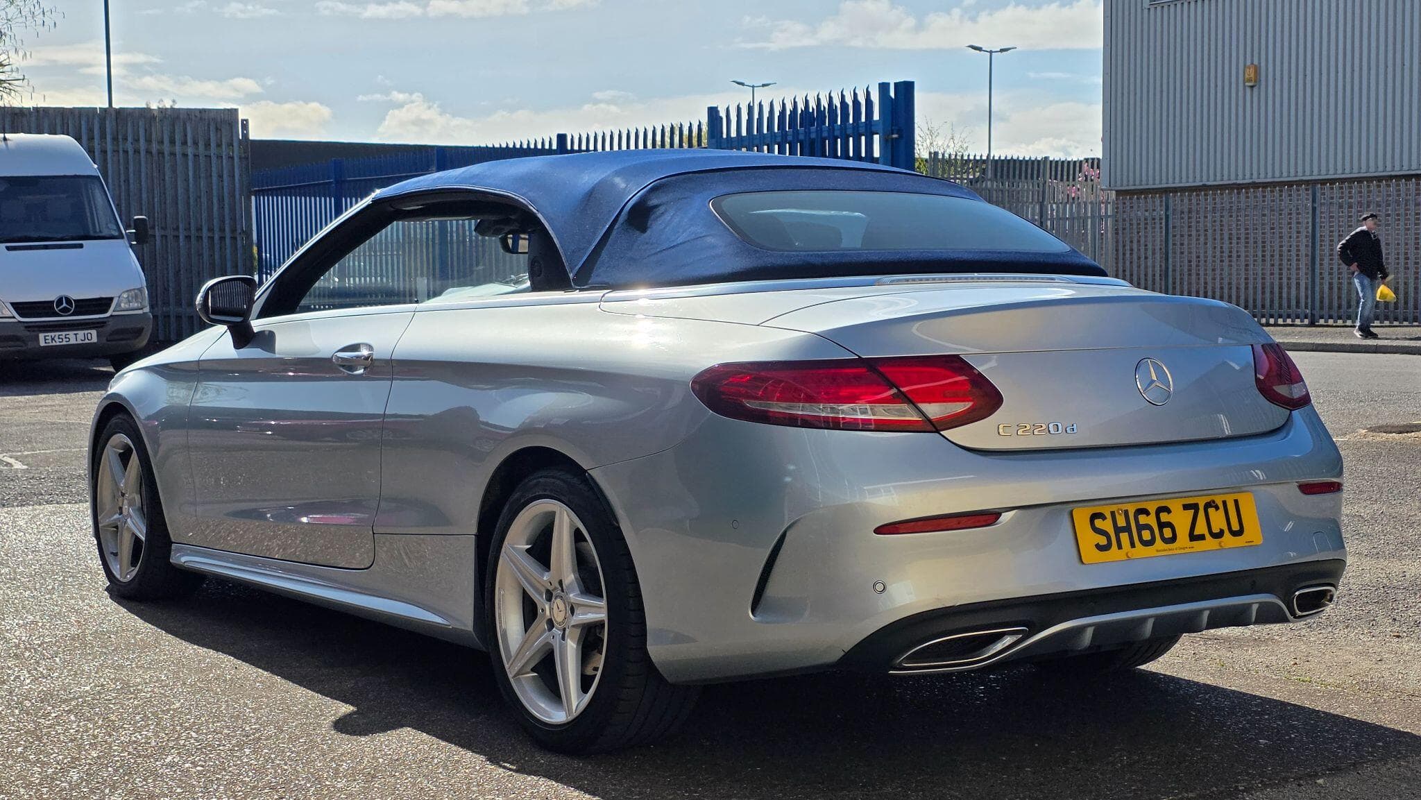 2016 Mercedes-Benz C Class - Image 3